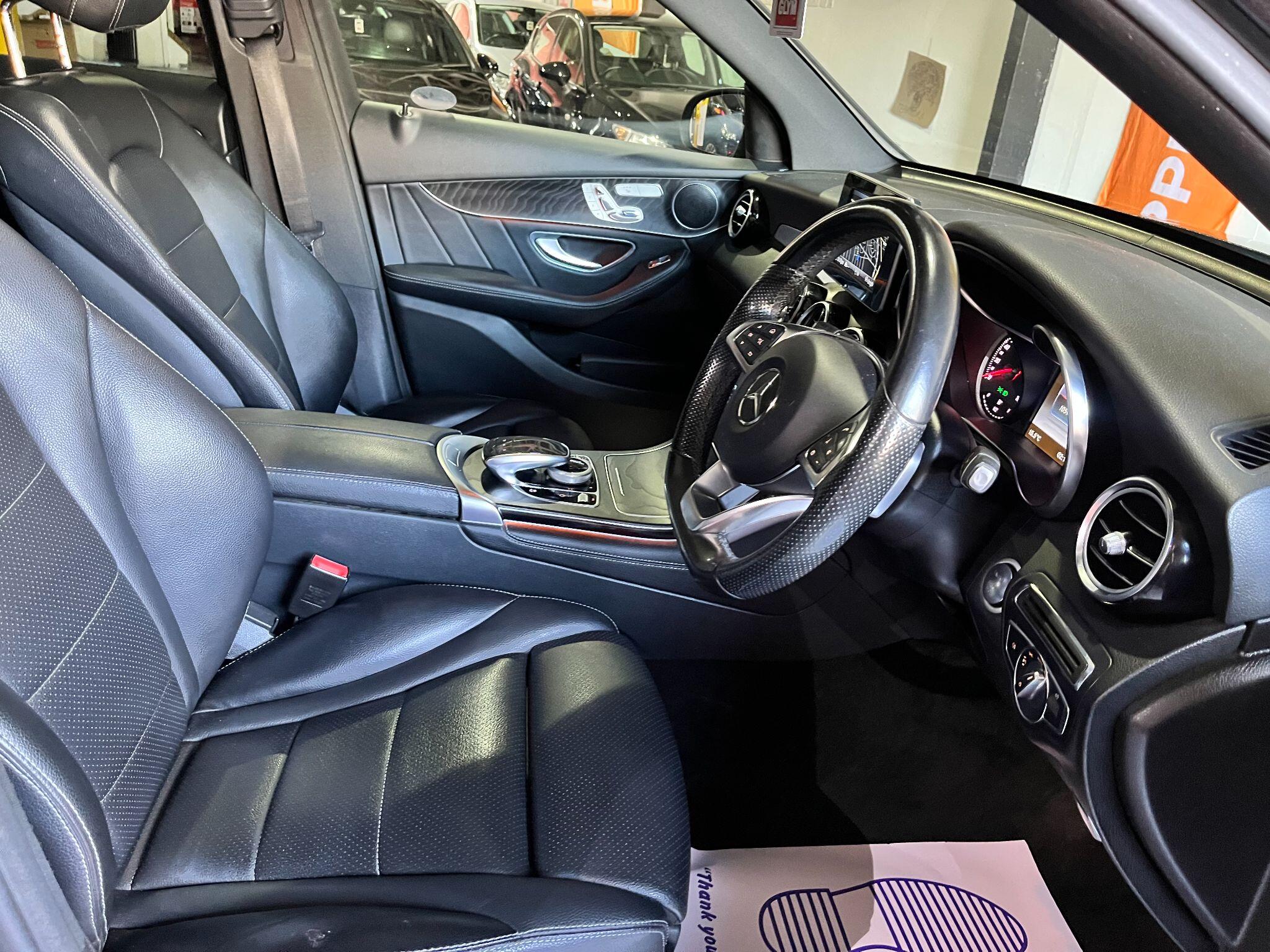 Mercedes-Benz GLC view 35