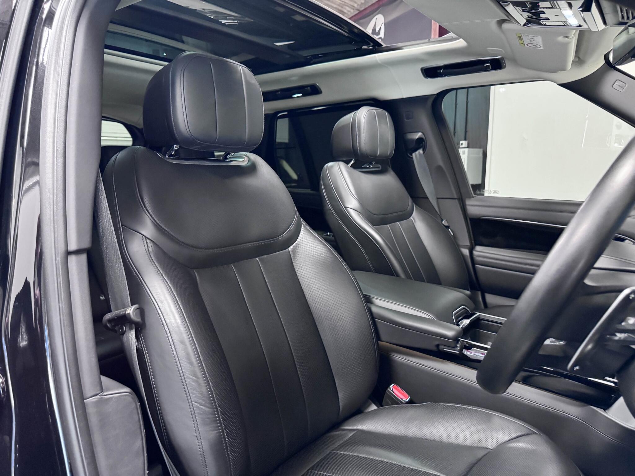 Land Rover Range Rover view 38
