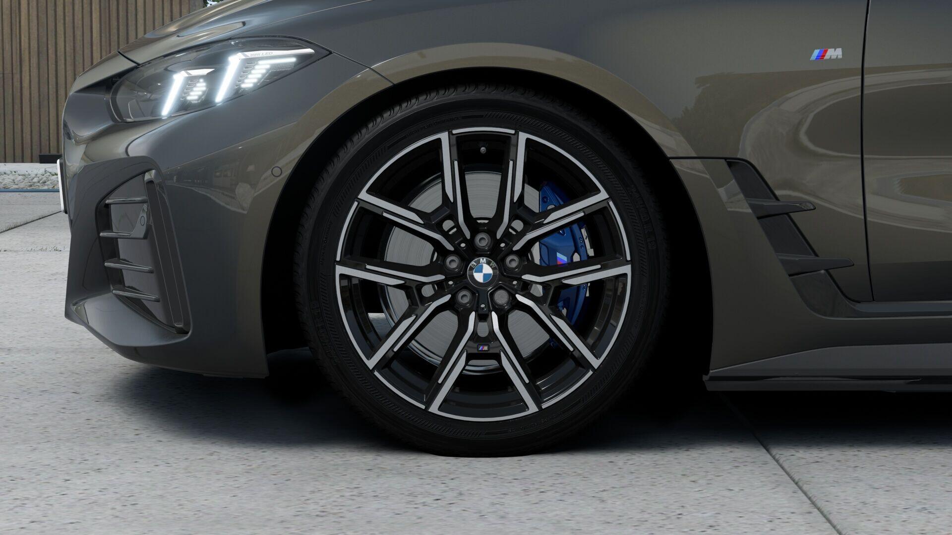 BMW i4 view 10
