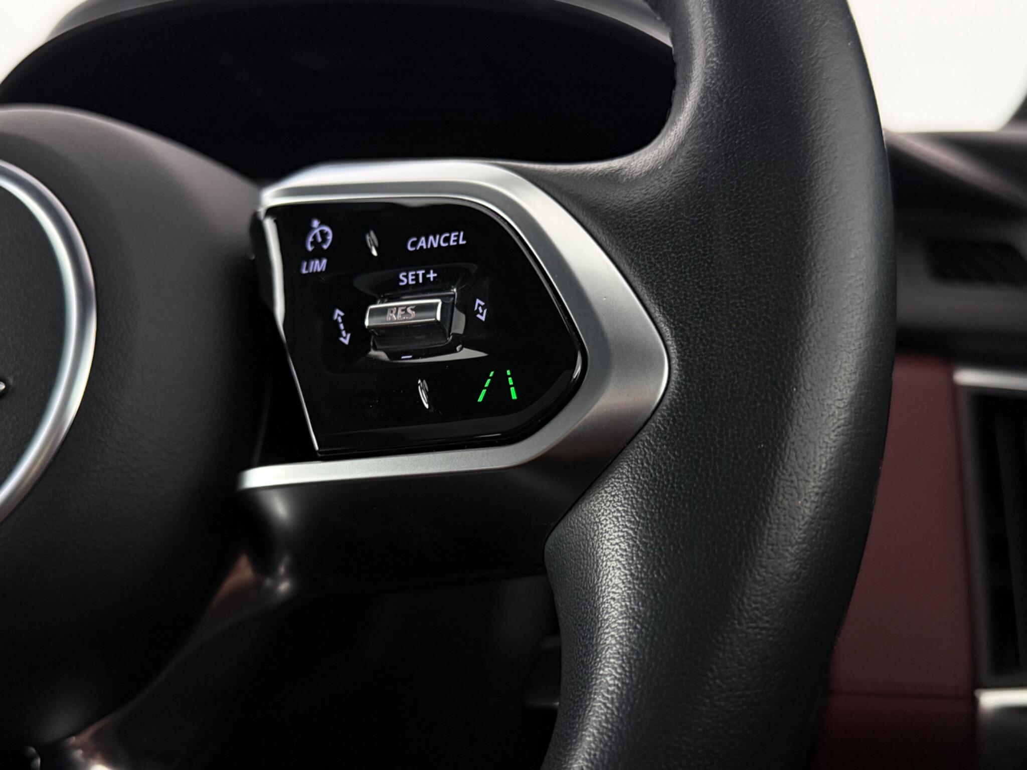 Jaguar E-Pace view 16