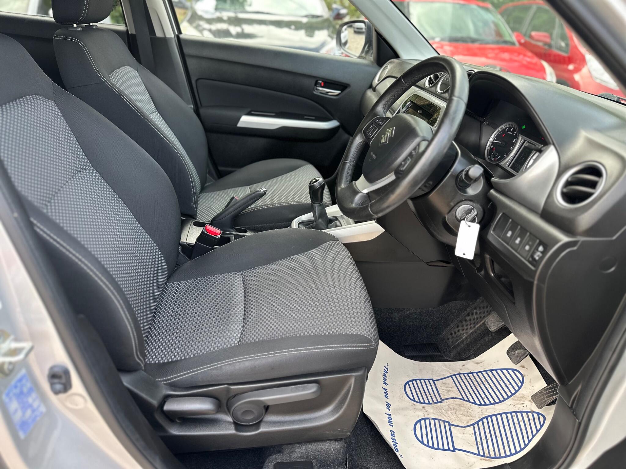 Suzuki Vitara view 52
