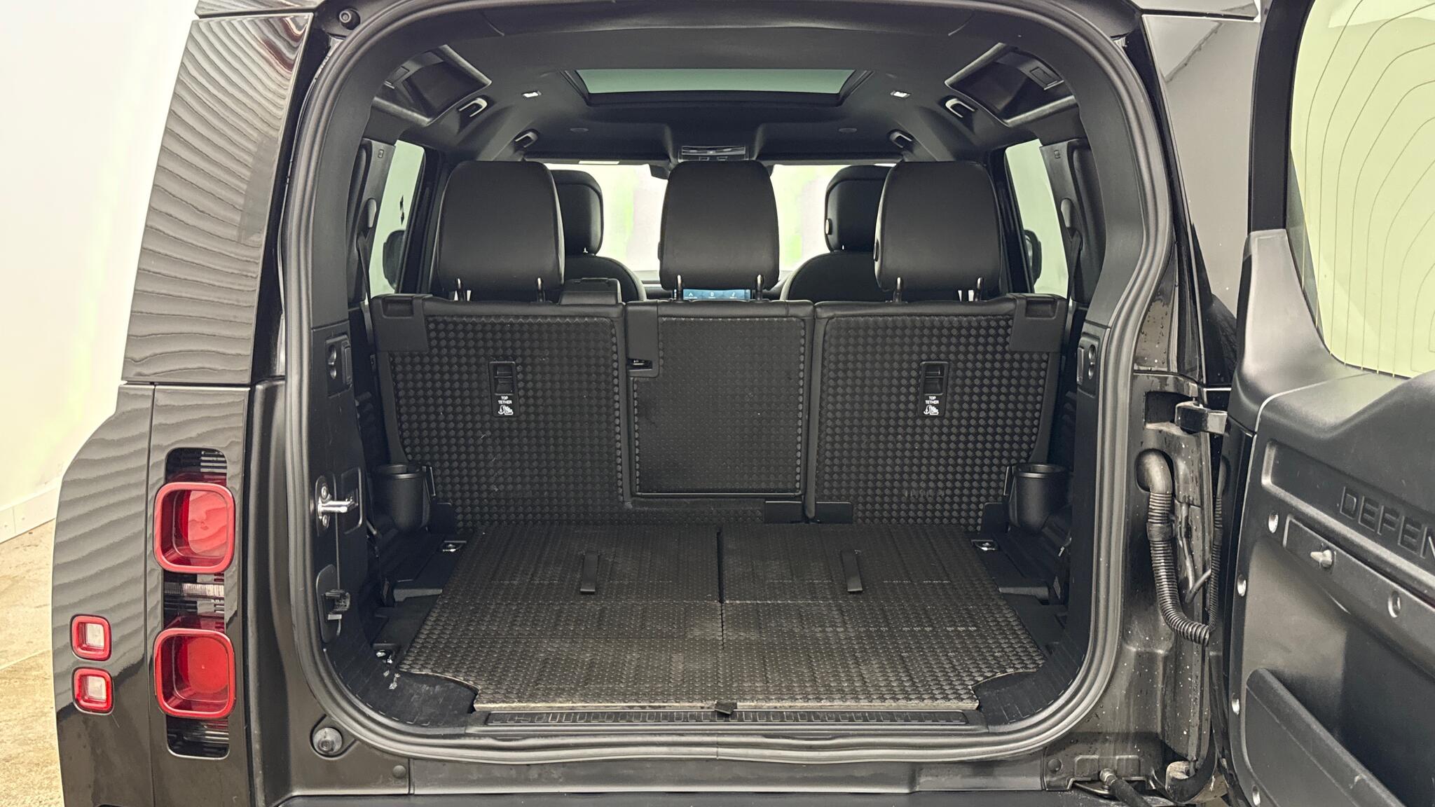 Land Rover Defender view 10