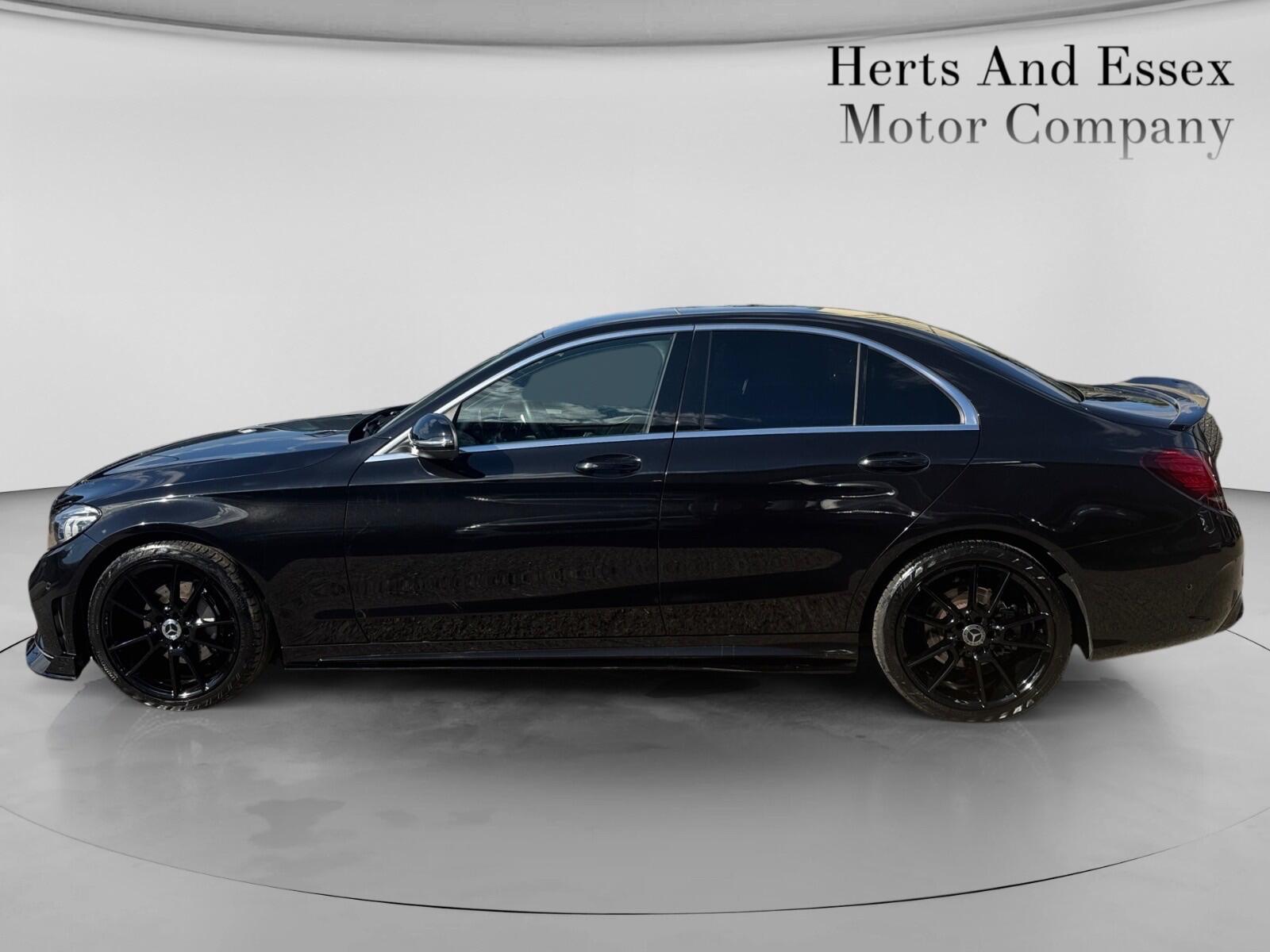 Mercedes-Benz C Class view 4