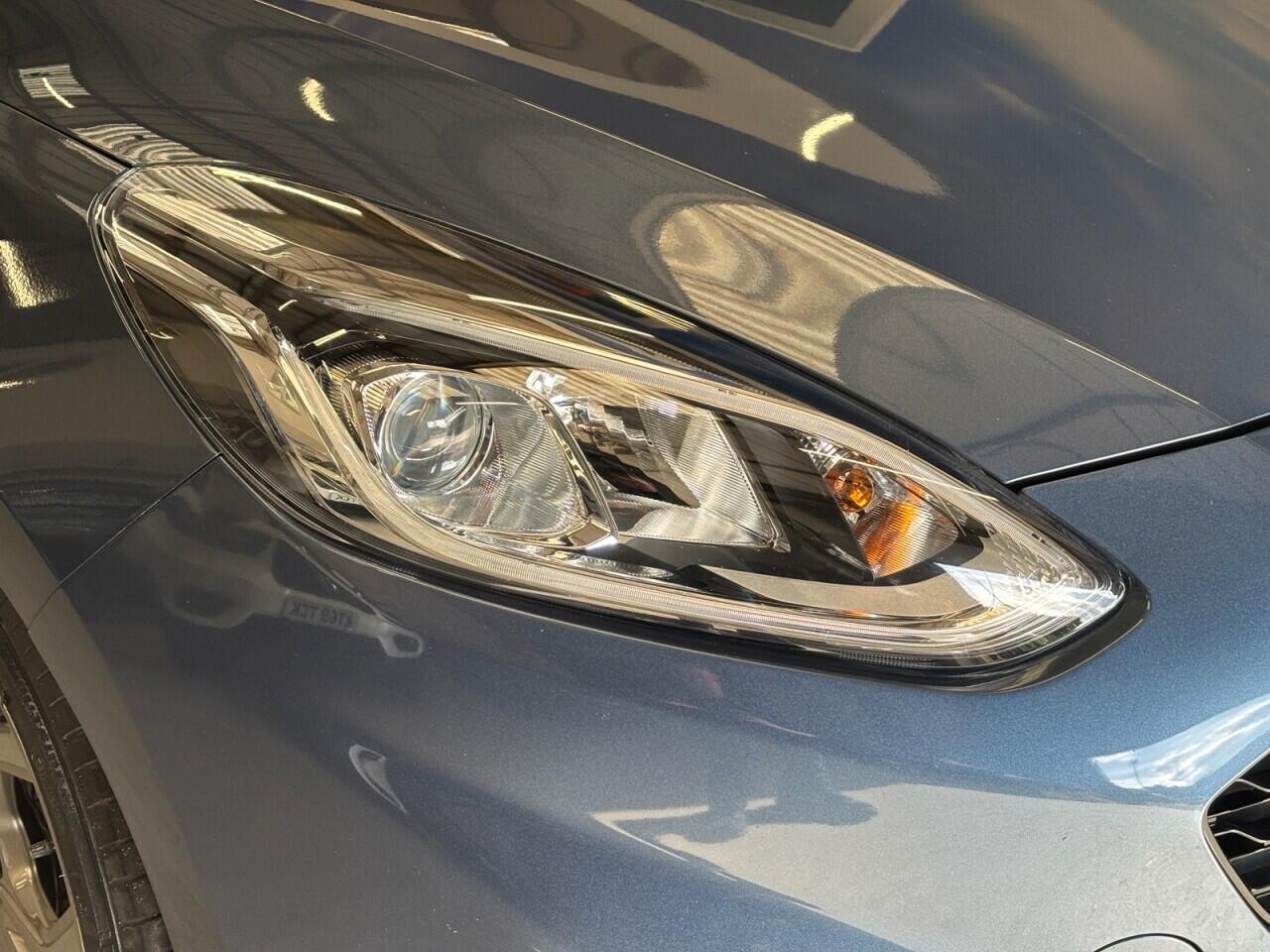Ford Fiesta view 44