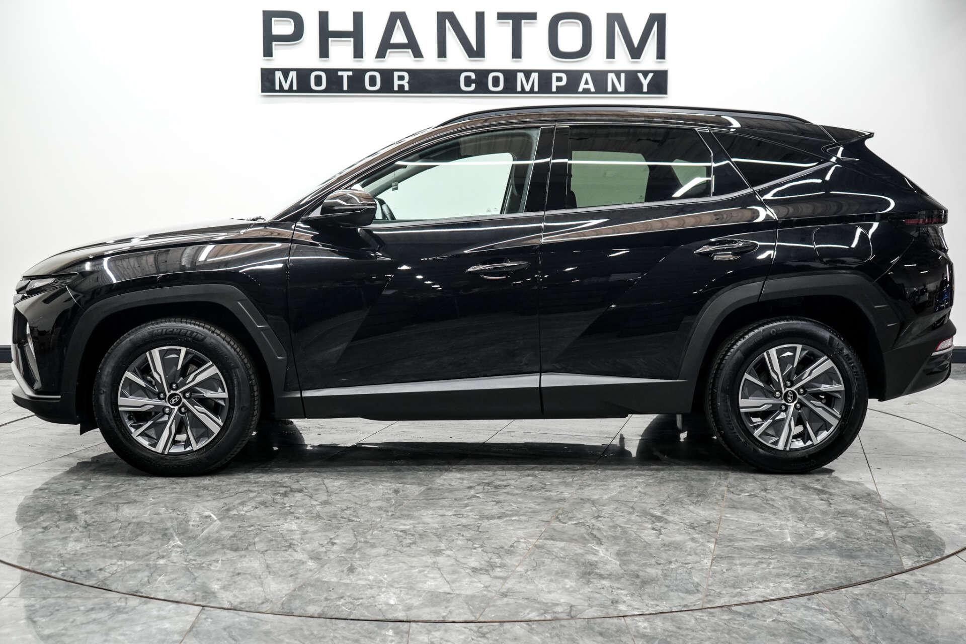 Hyundai Tucson view 3