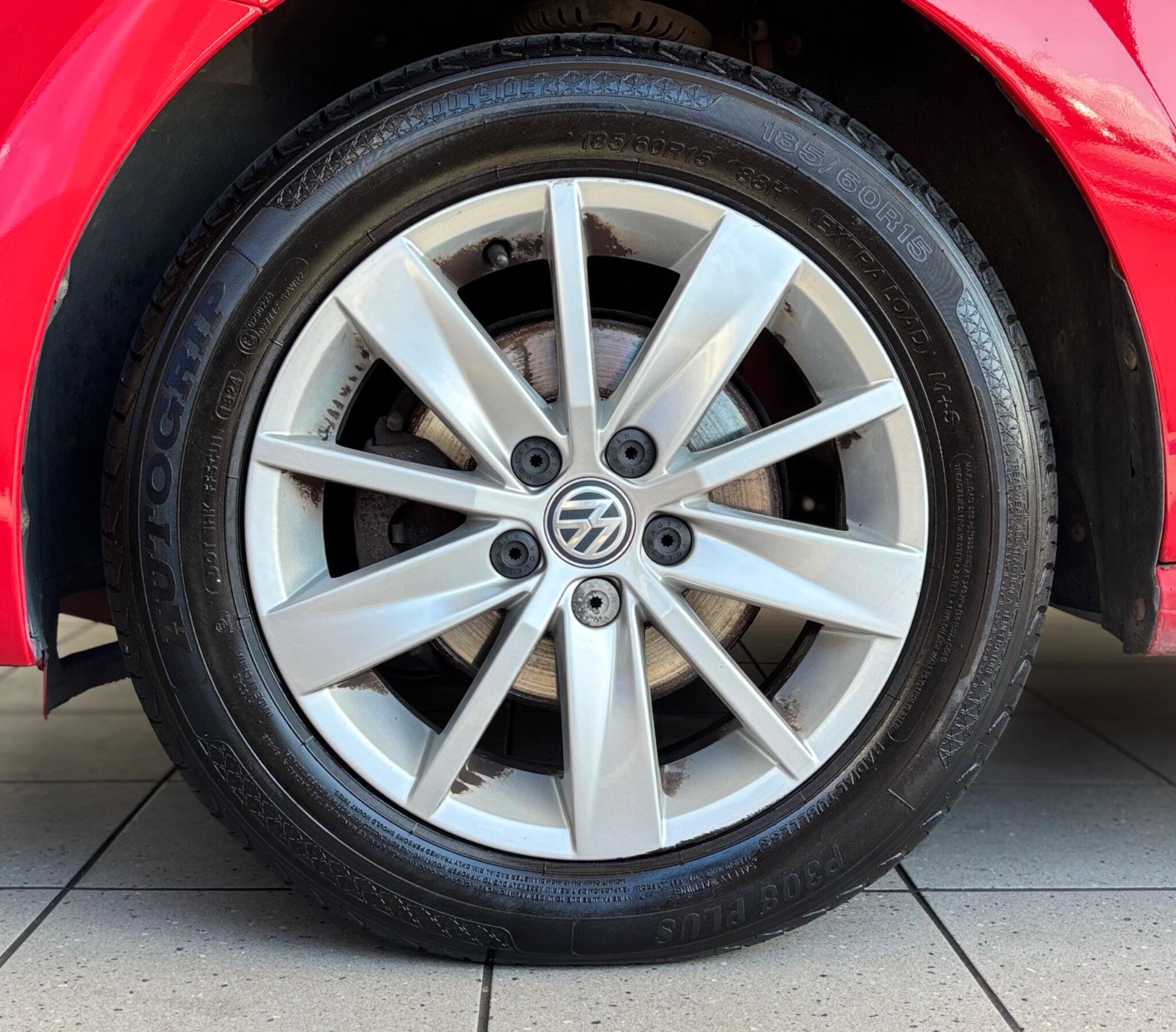 Volkswagen Polo view 17
