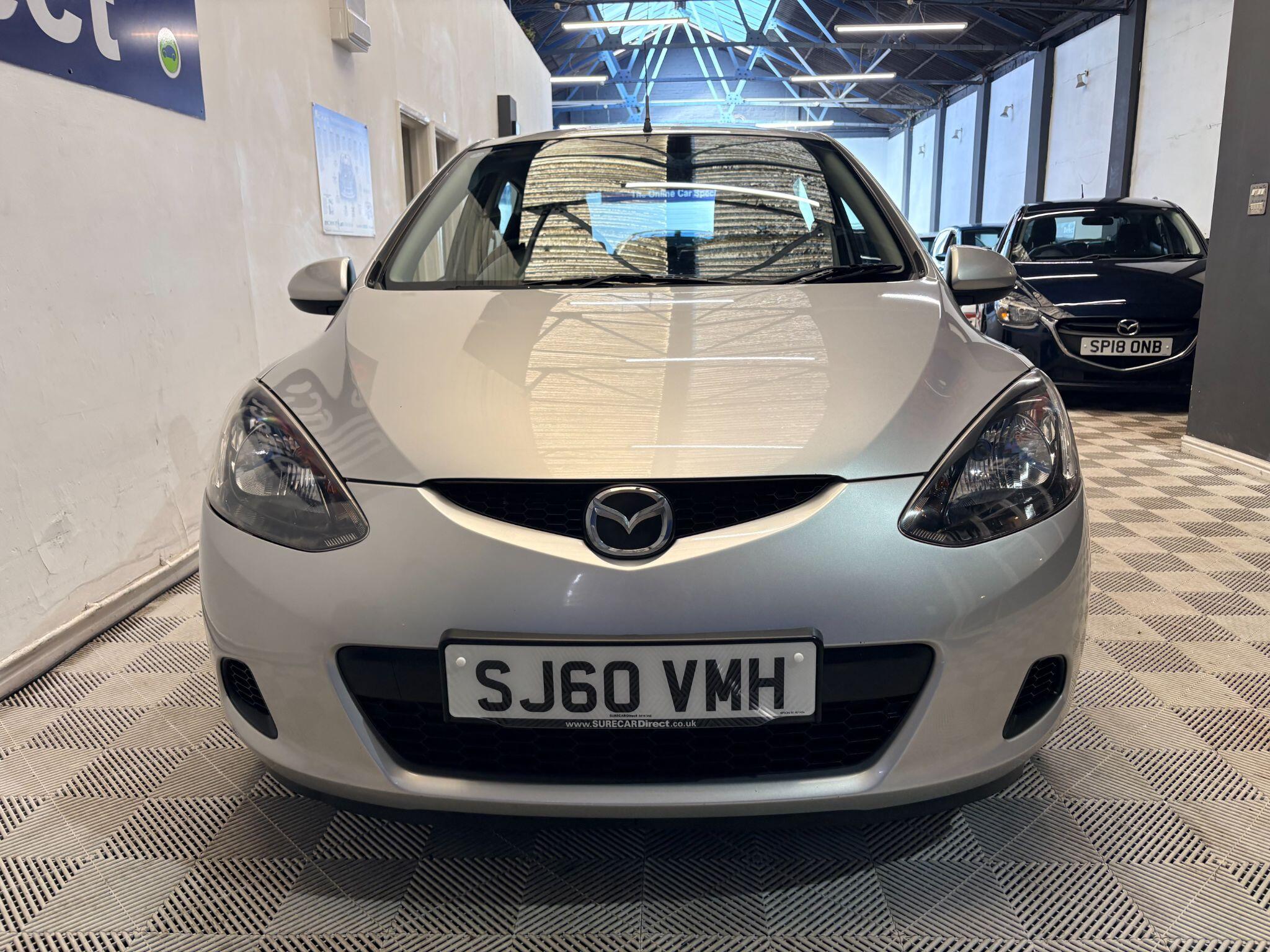 Mazda Mazda2 view 18