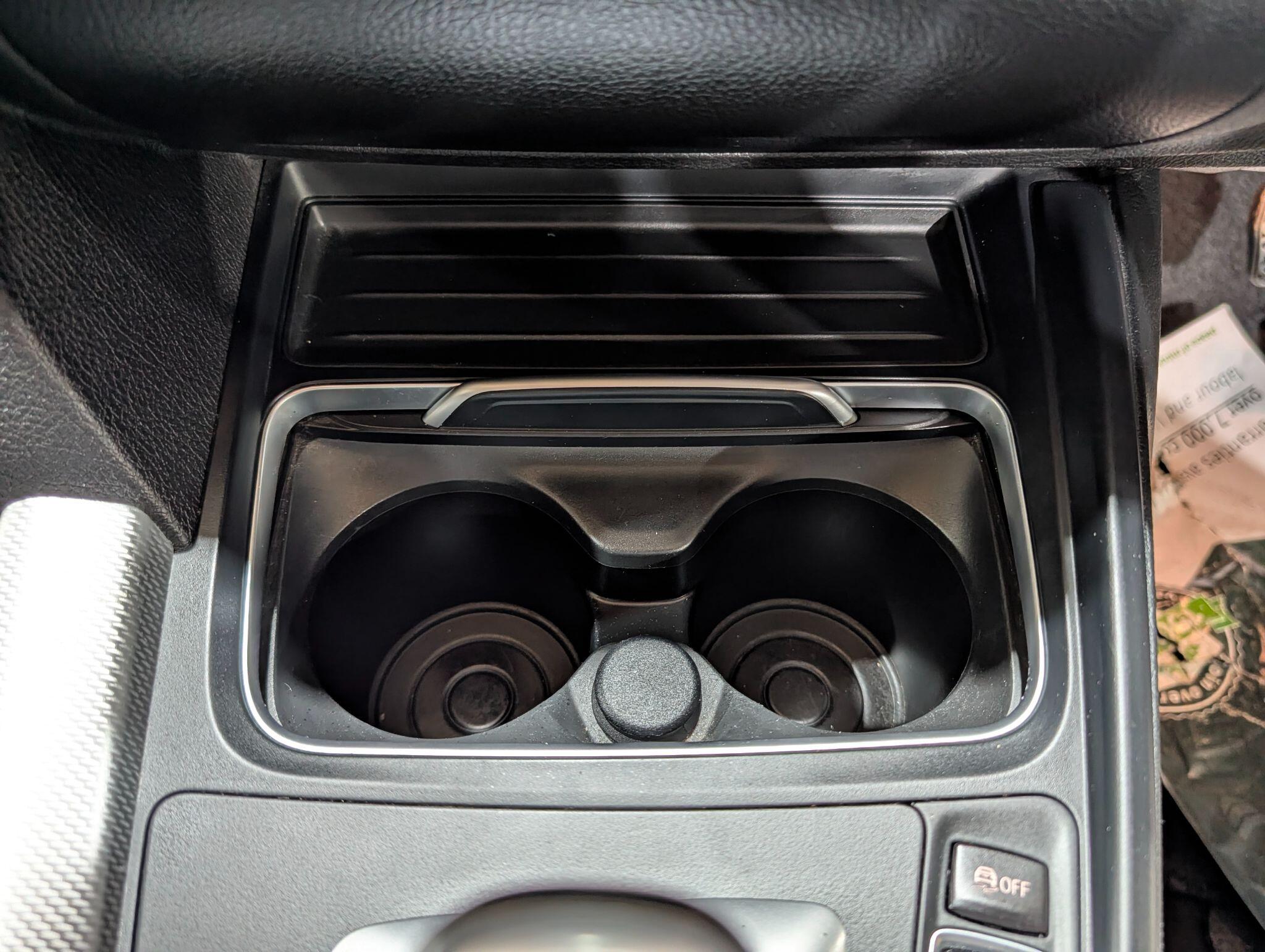 BMW 3 Series view 28