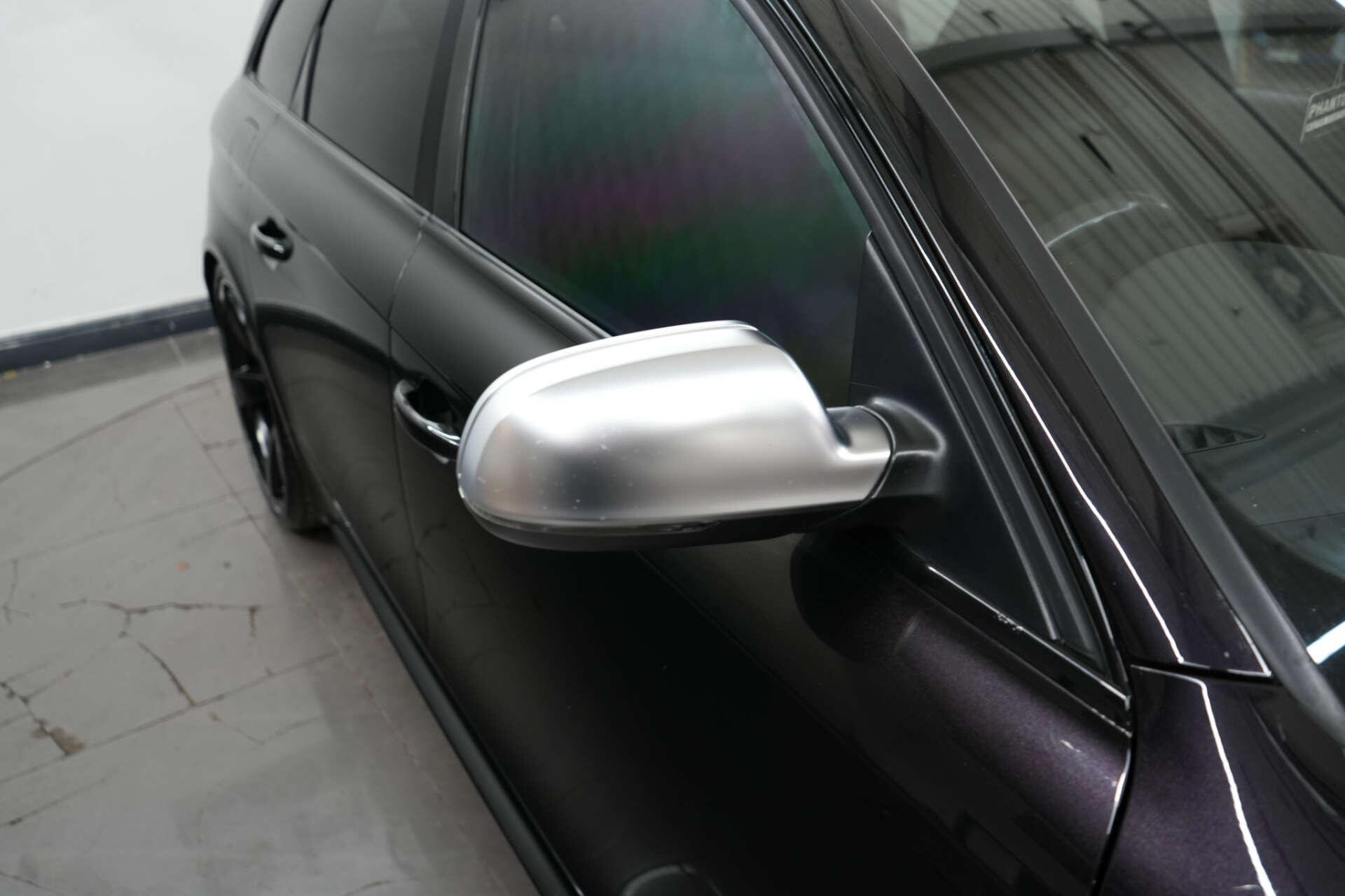 Audi RS4 view 7