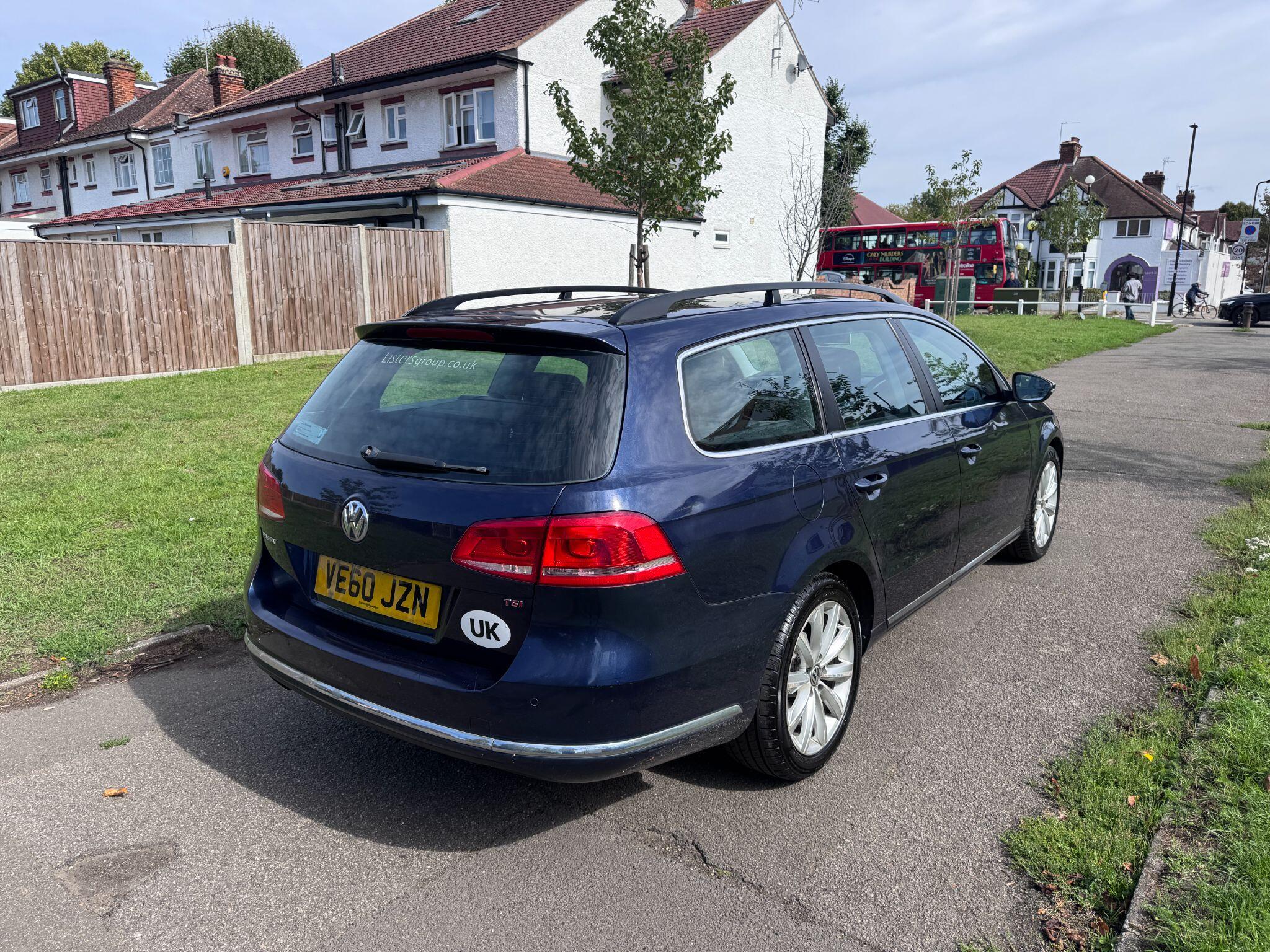 2011 Volkswagen Passat image 14