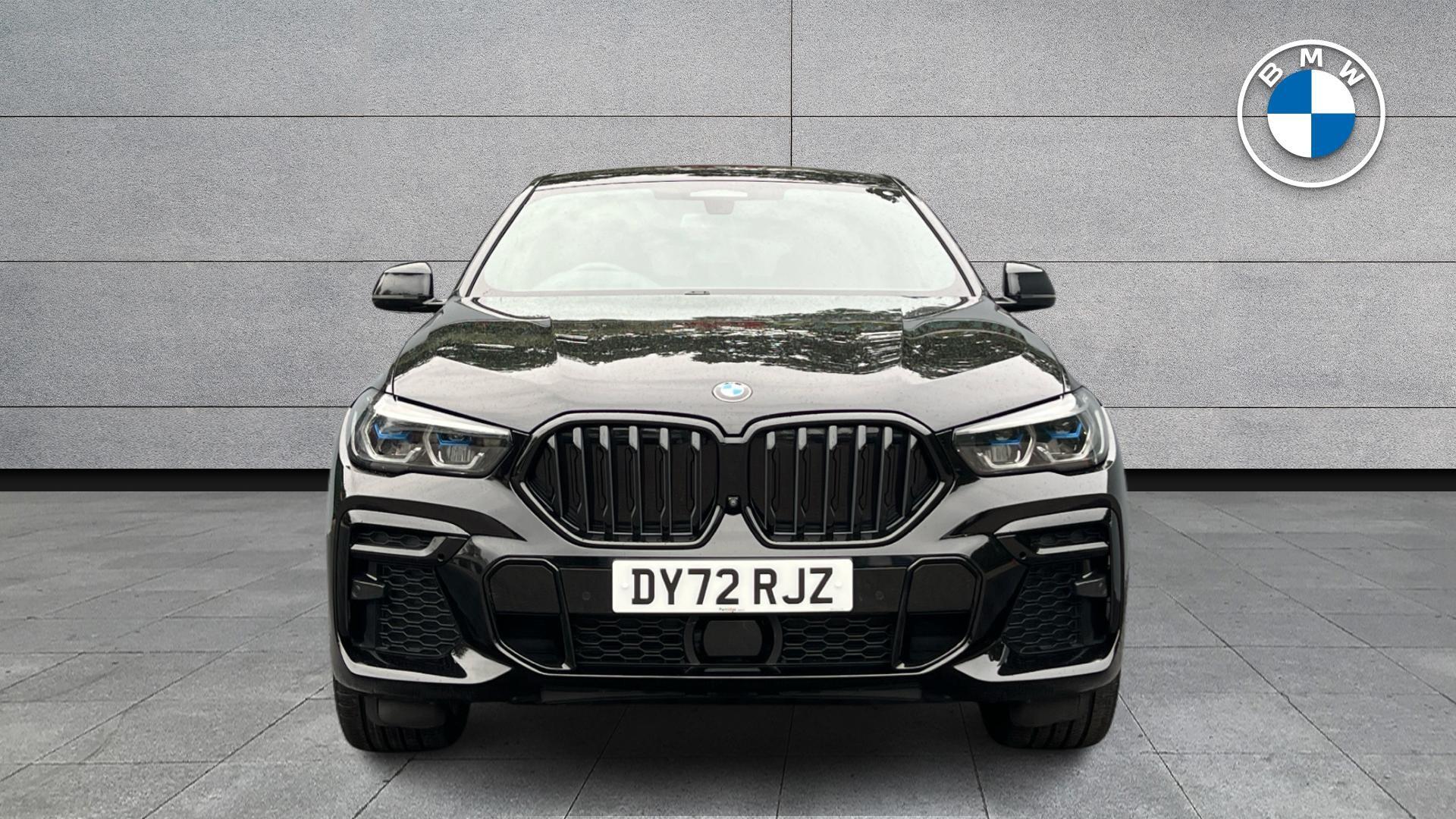 BMW X6 view 16
