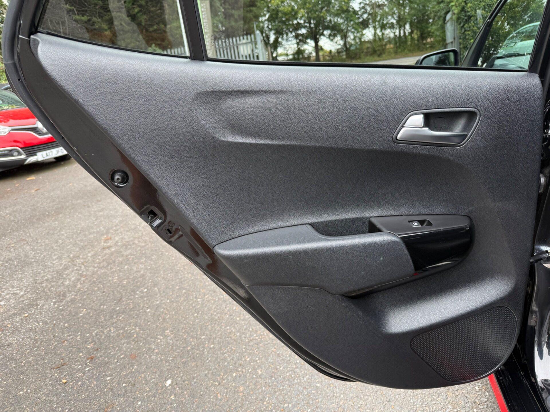 Kia Picanto view 30
