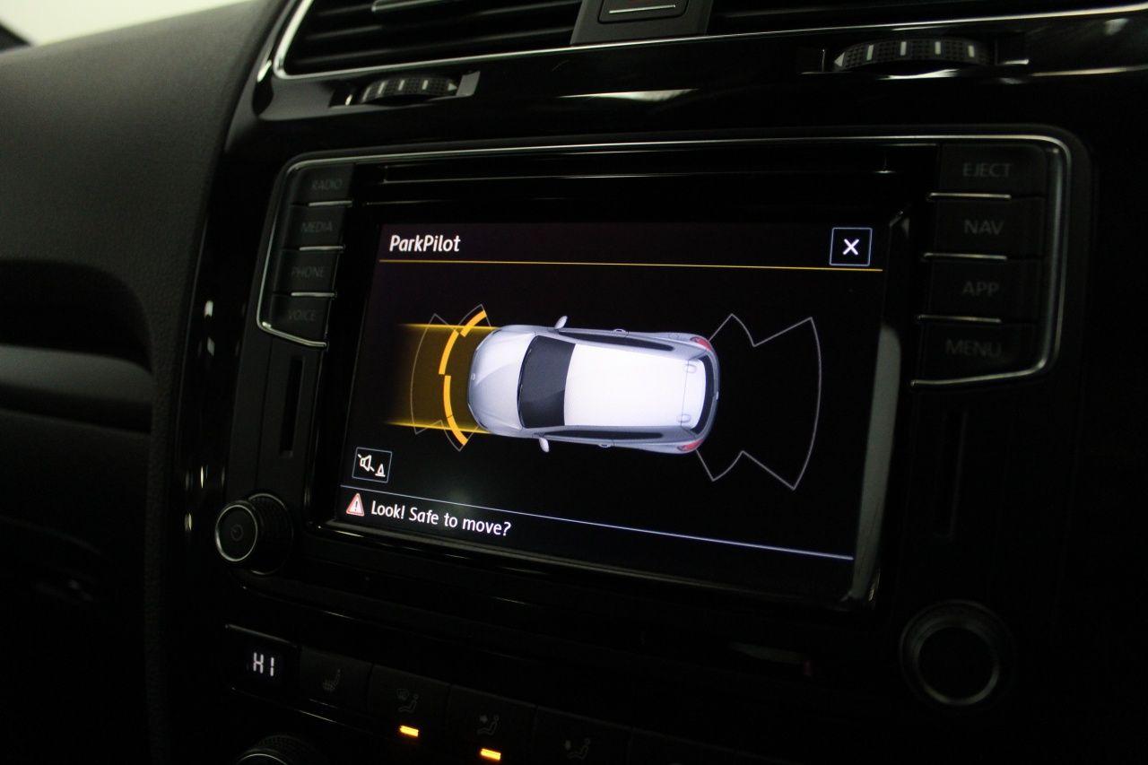 Volkswagen Scirocco view 33