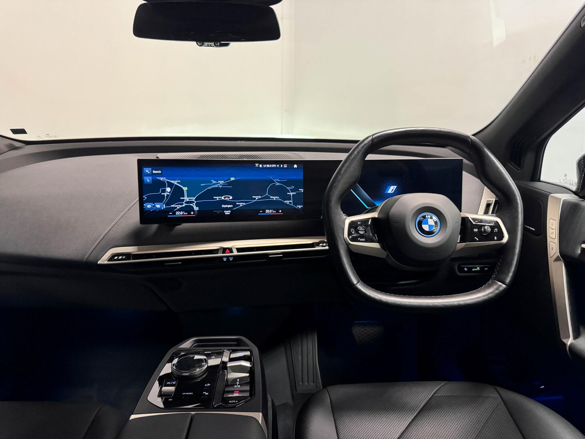 BMW Ix view 34