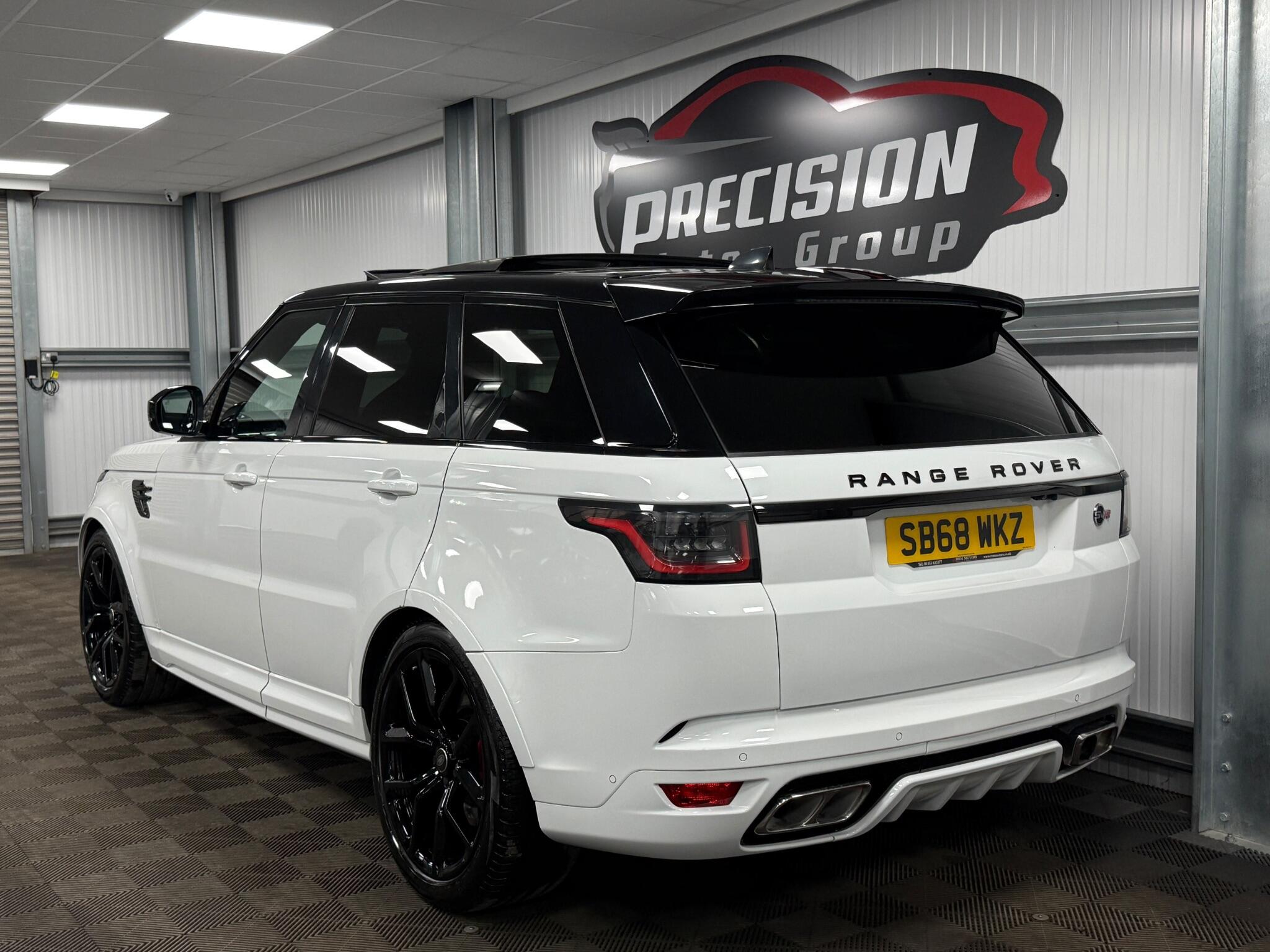 Land Rover Range Rover Sport view 5