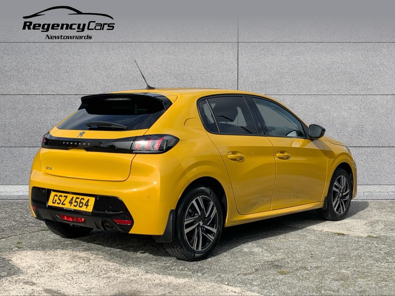 Peugeot 208 view 7
