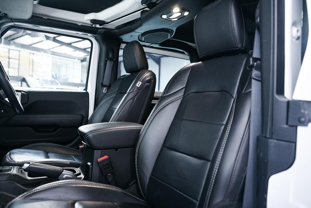 Jeep Wrangler view 12