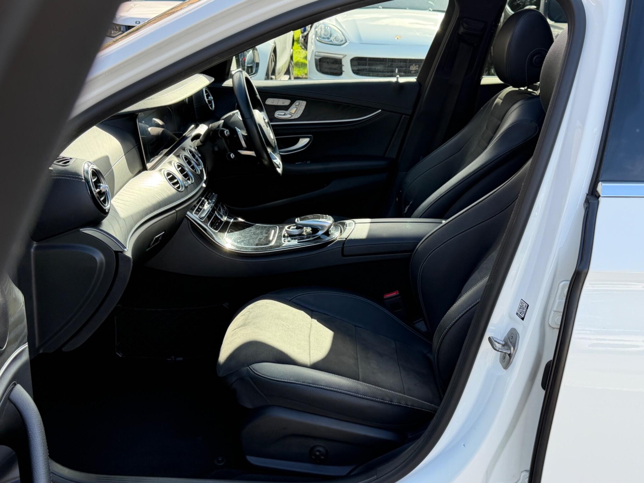 Mercedes-Benz E-Class view 17