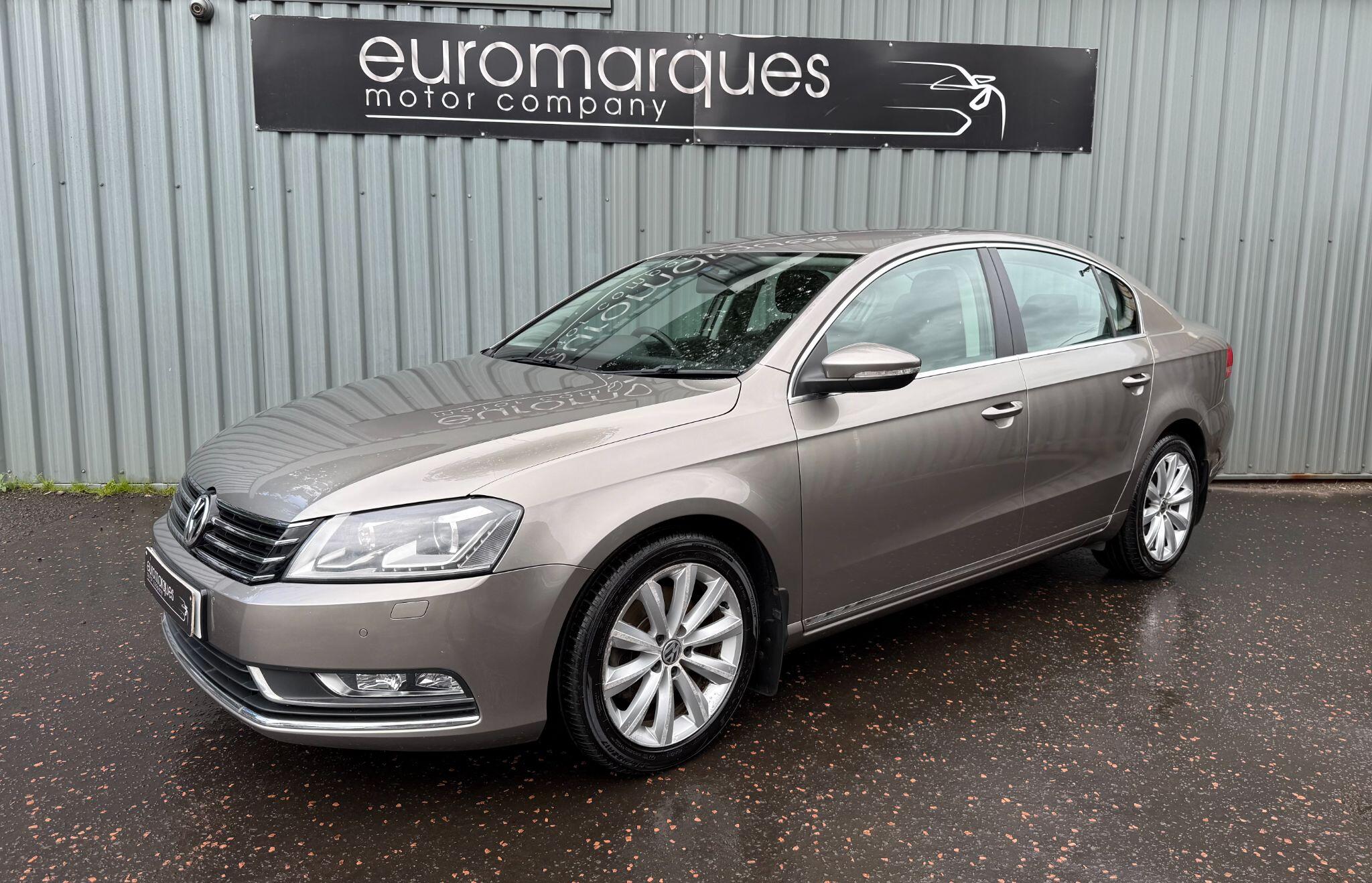 Volkswagen Passat view 9