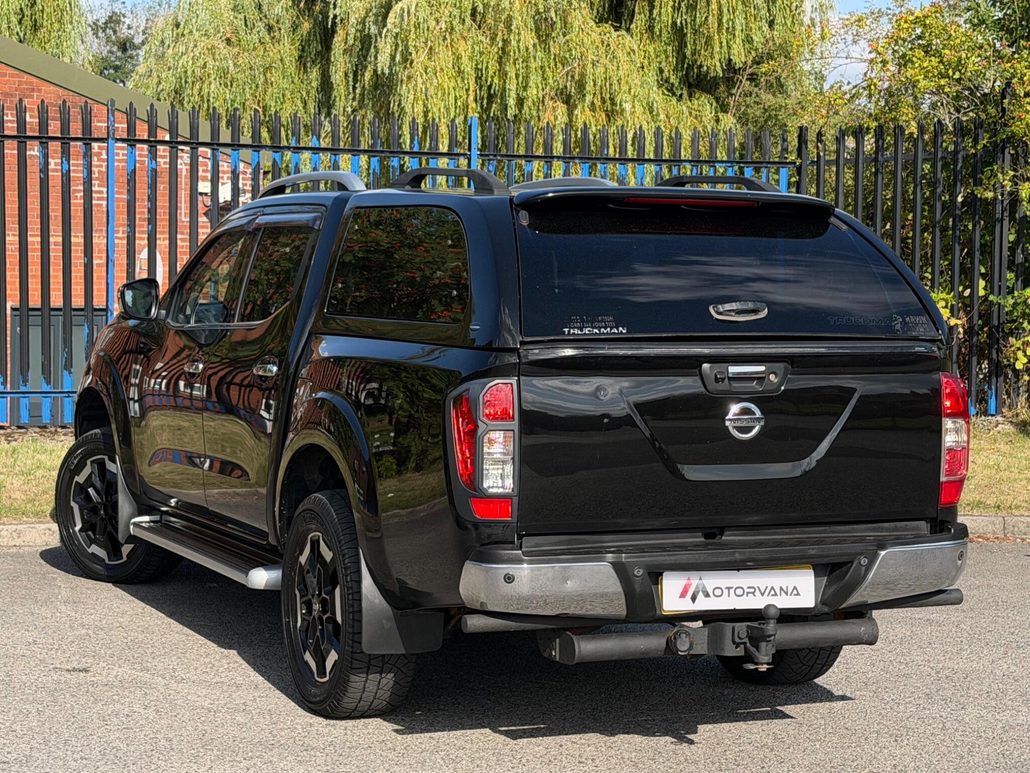 Nissan Navara view 4