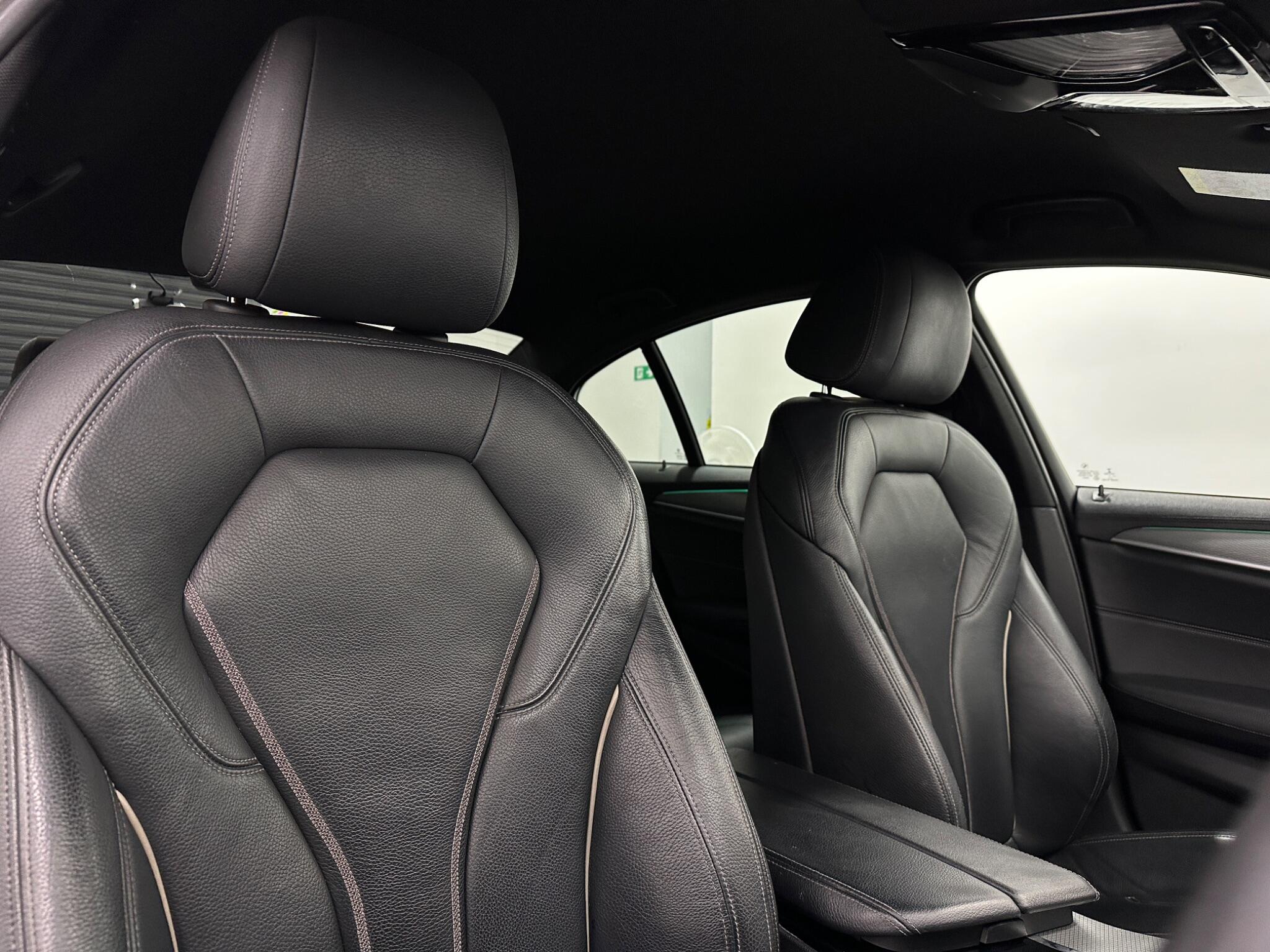BMW 5 Series view 33