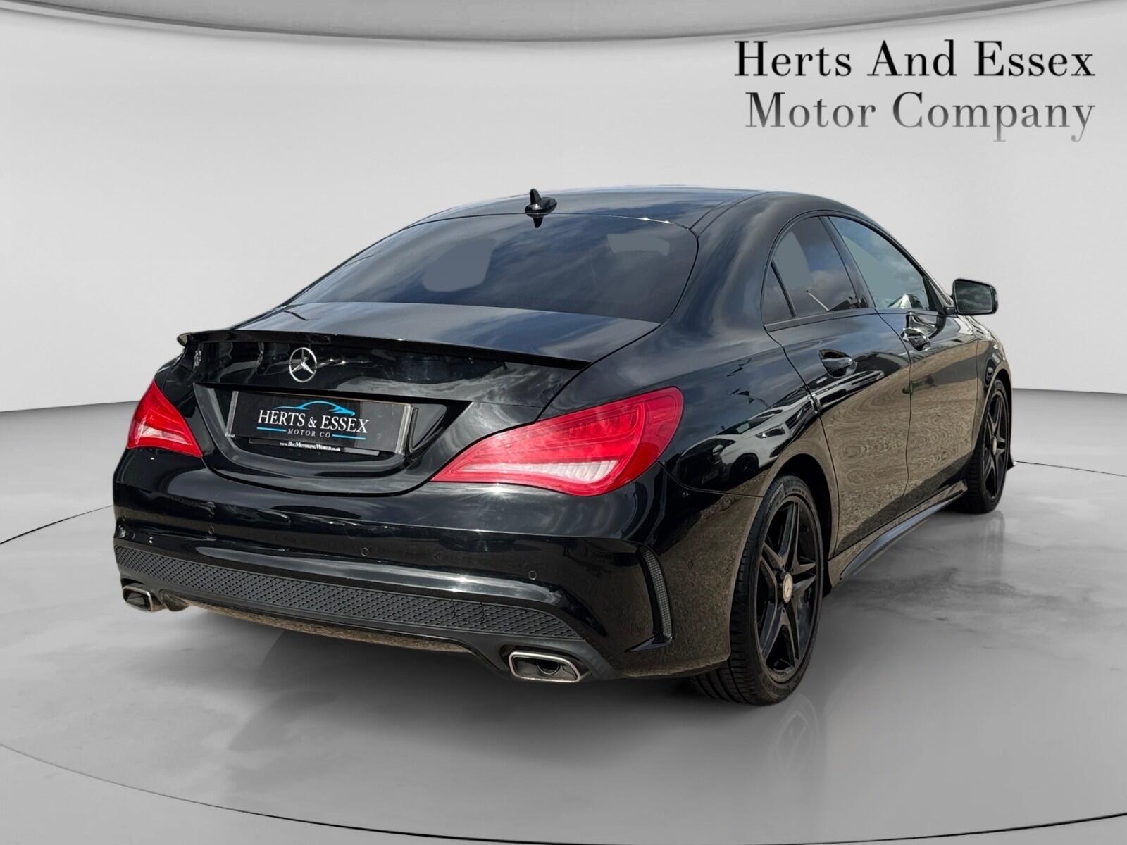 Mercedes-Benz Cla view 8