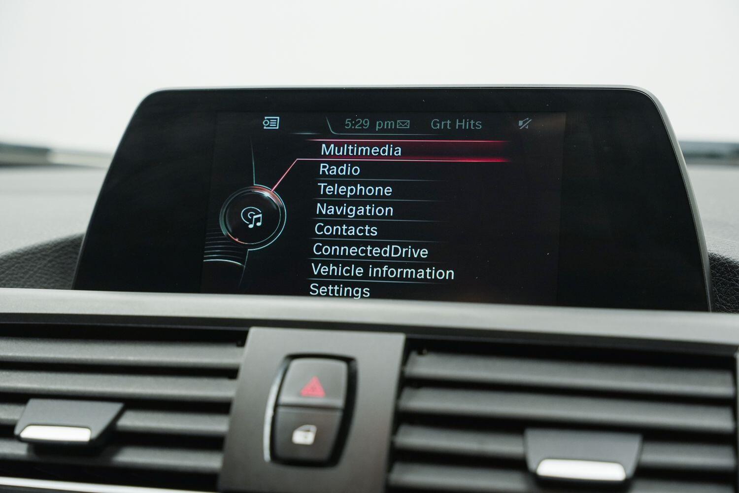 BMW 1 Series view 17
