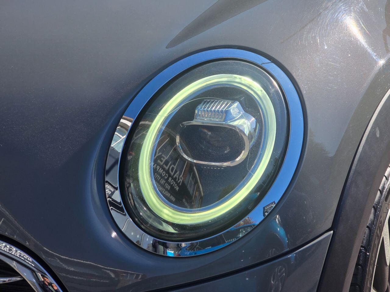 Mini Cooper view 29