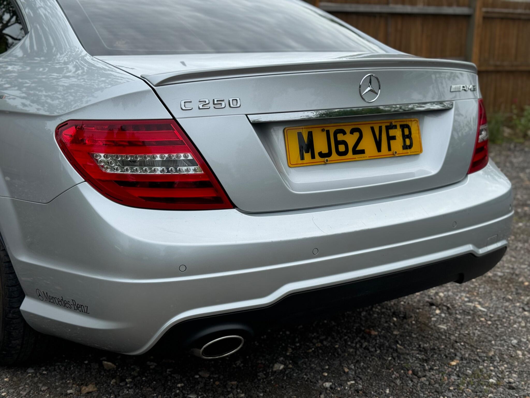 Mercedes-Benz C-Class view 10