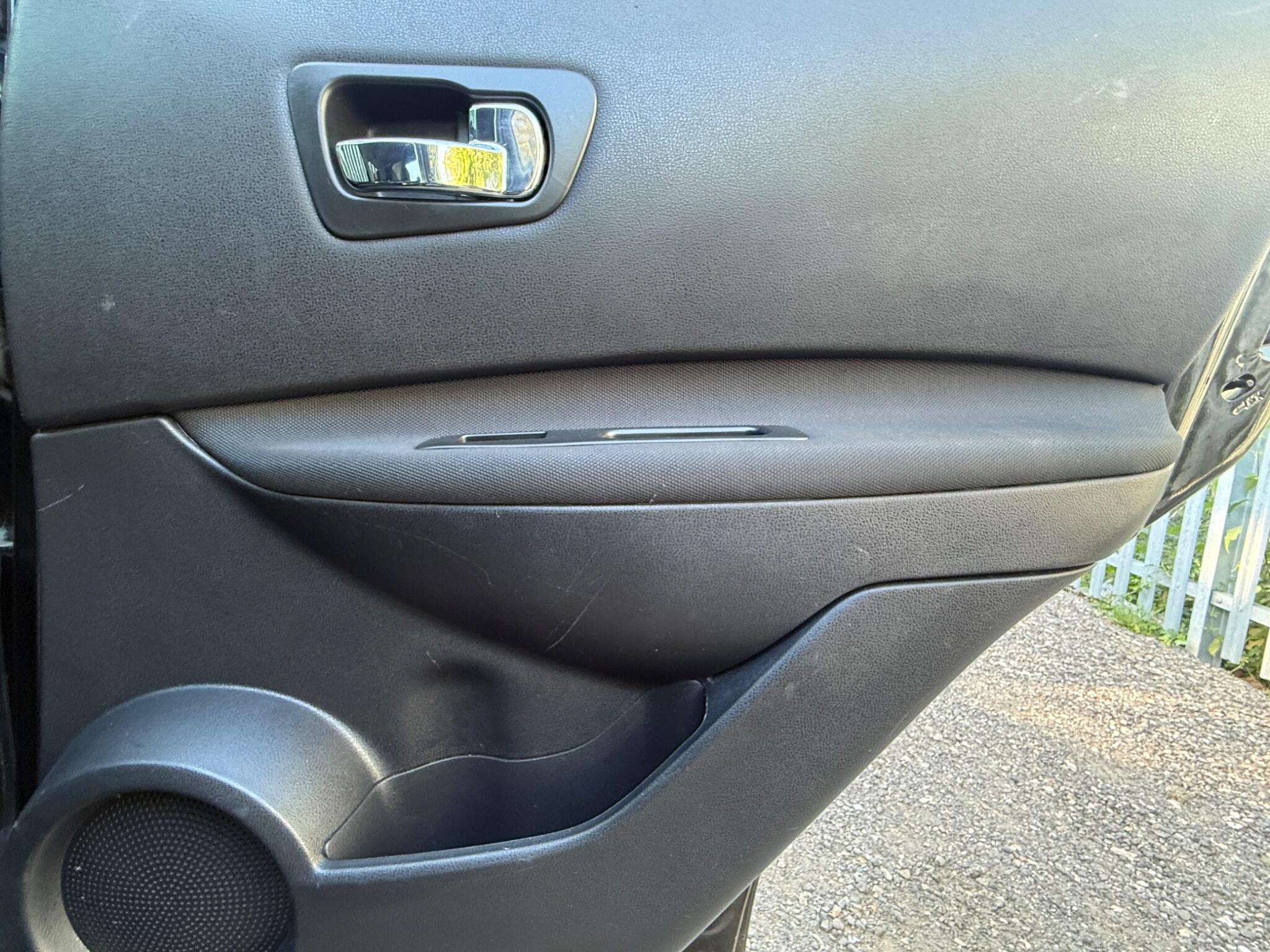 2012 Nissan Qashqai image 27