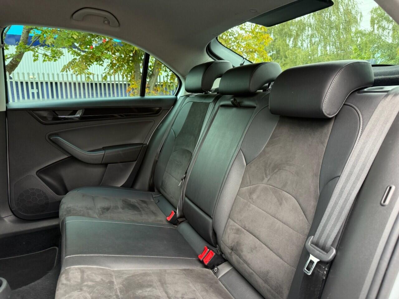 Seat Toledo view 29