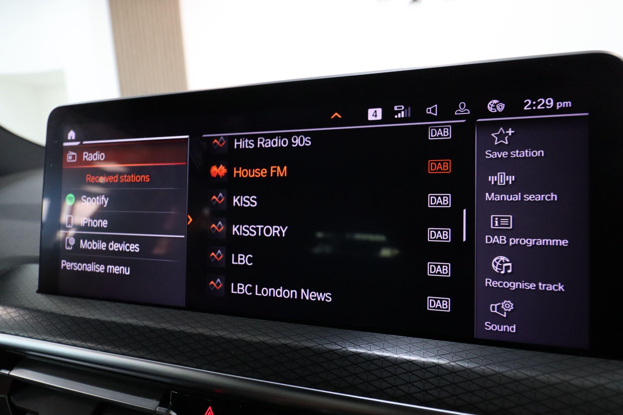 BMW X4 view 24