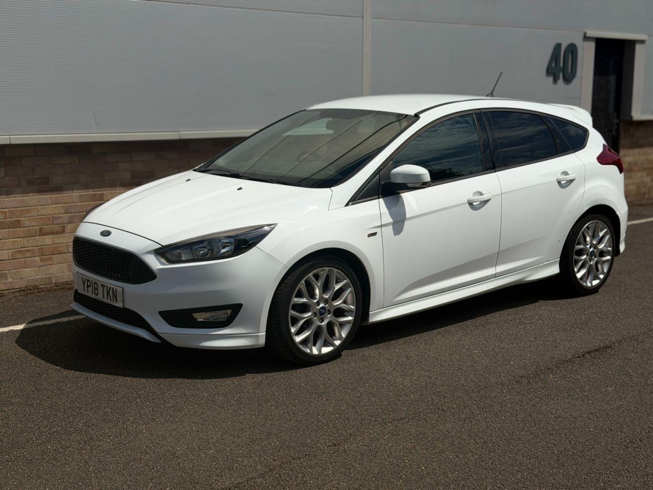 Ford Focus view 5