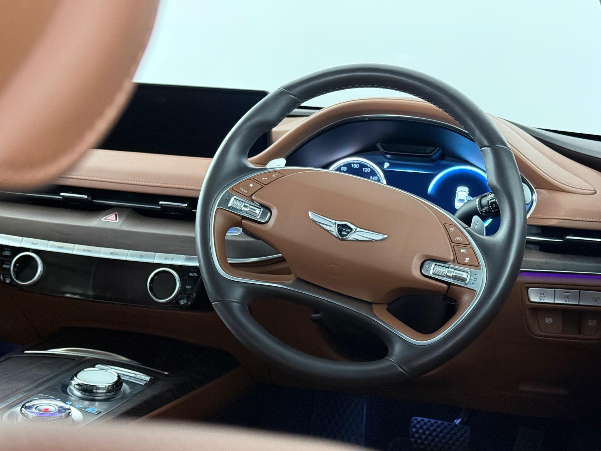 Genesis G80 view 18