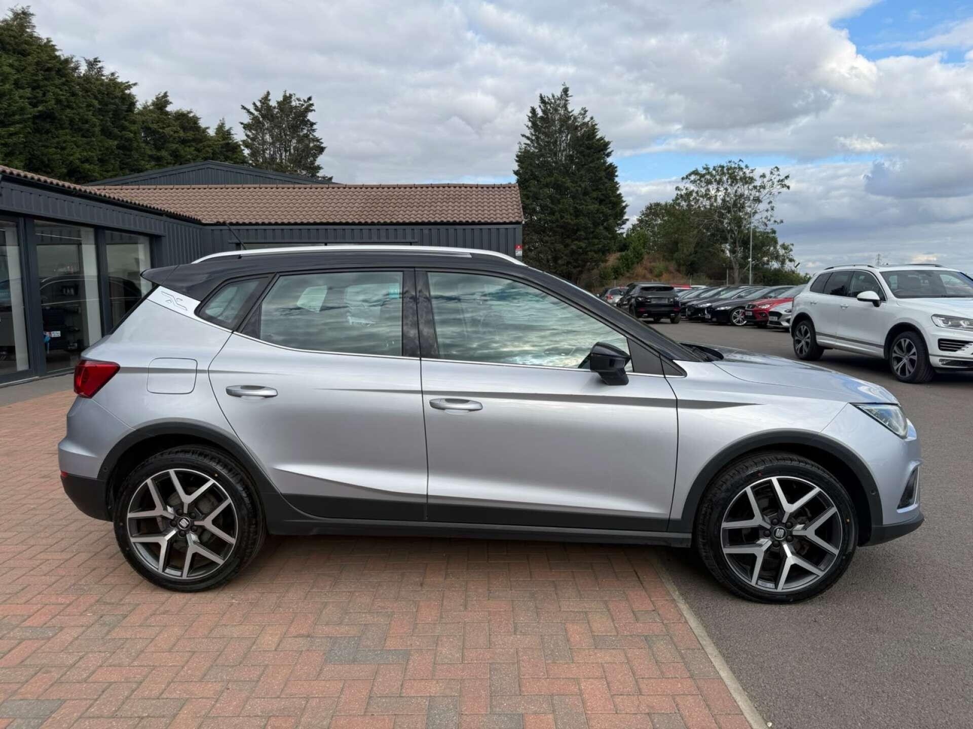 Seat Arona view 12