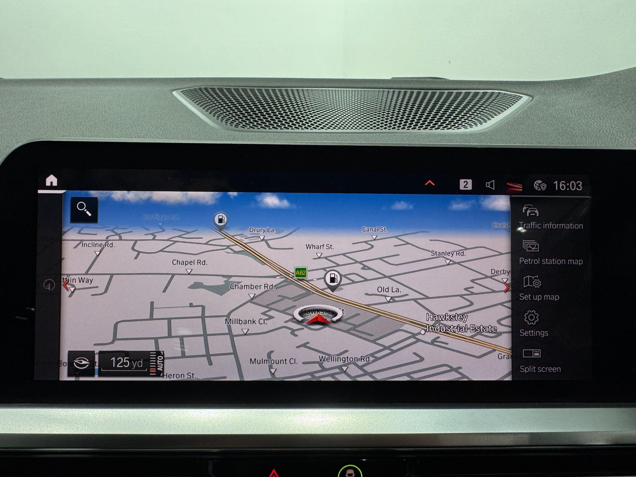 BMW 3 Series view 38