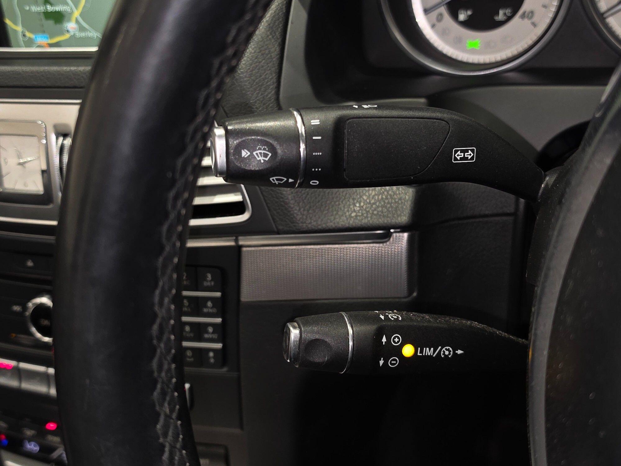 Mercedes-Benz E-Class view 22