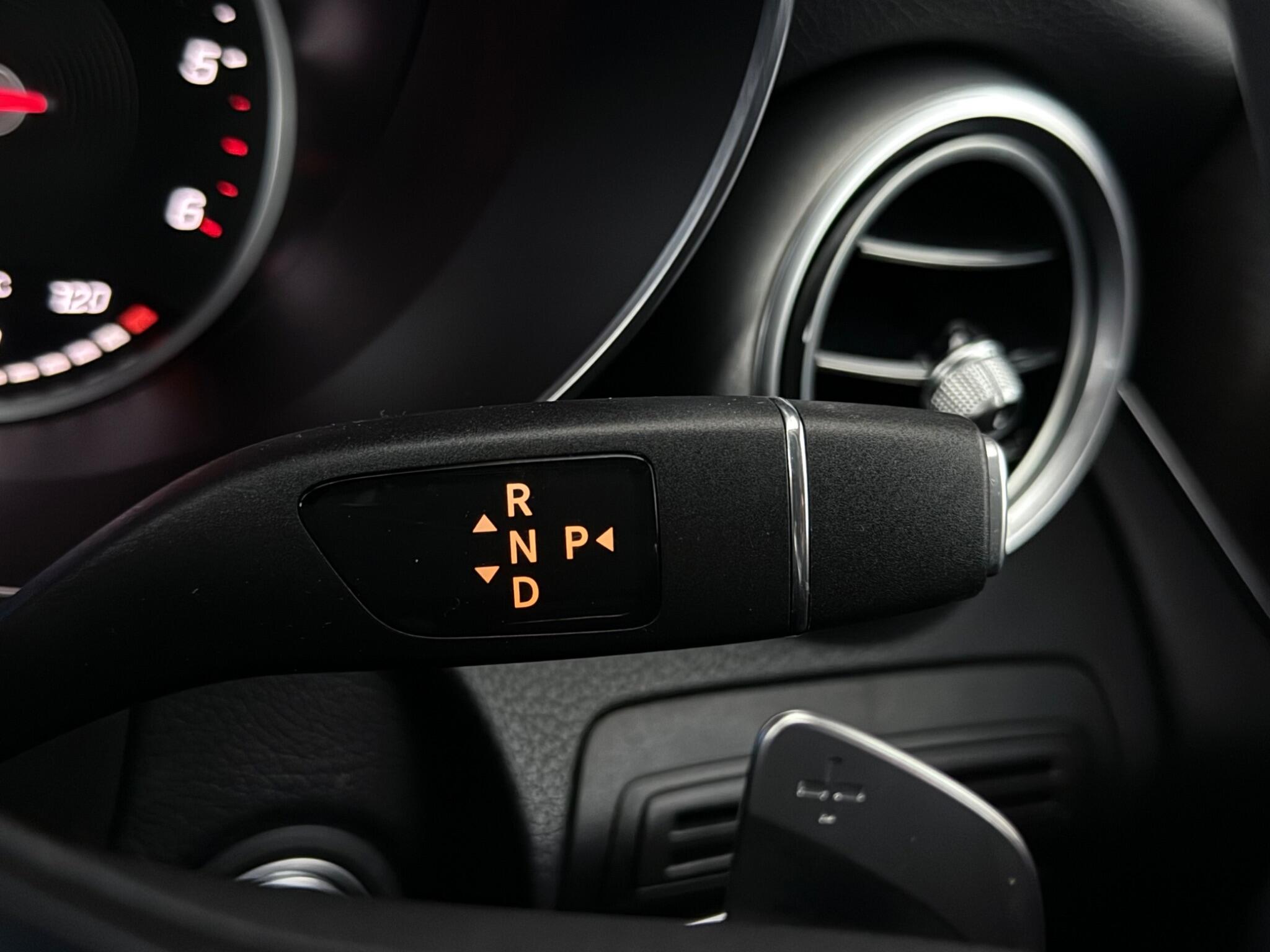 Mercedes-Benz GLC view 19
