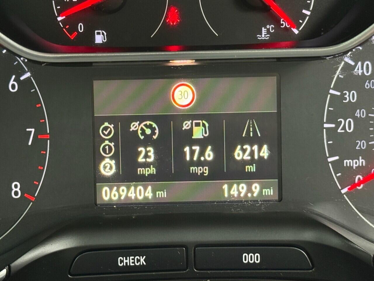 Vauxhall Grandland X view 12