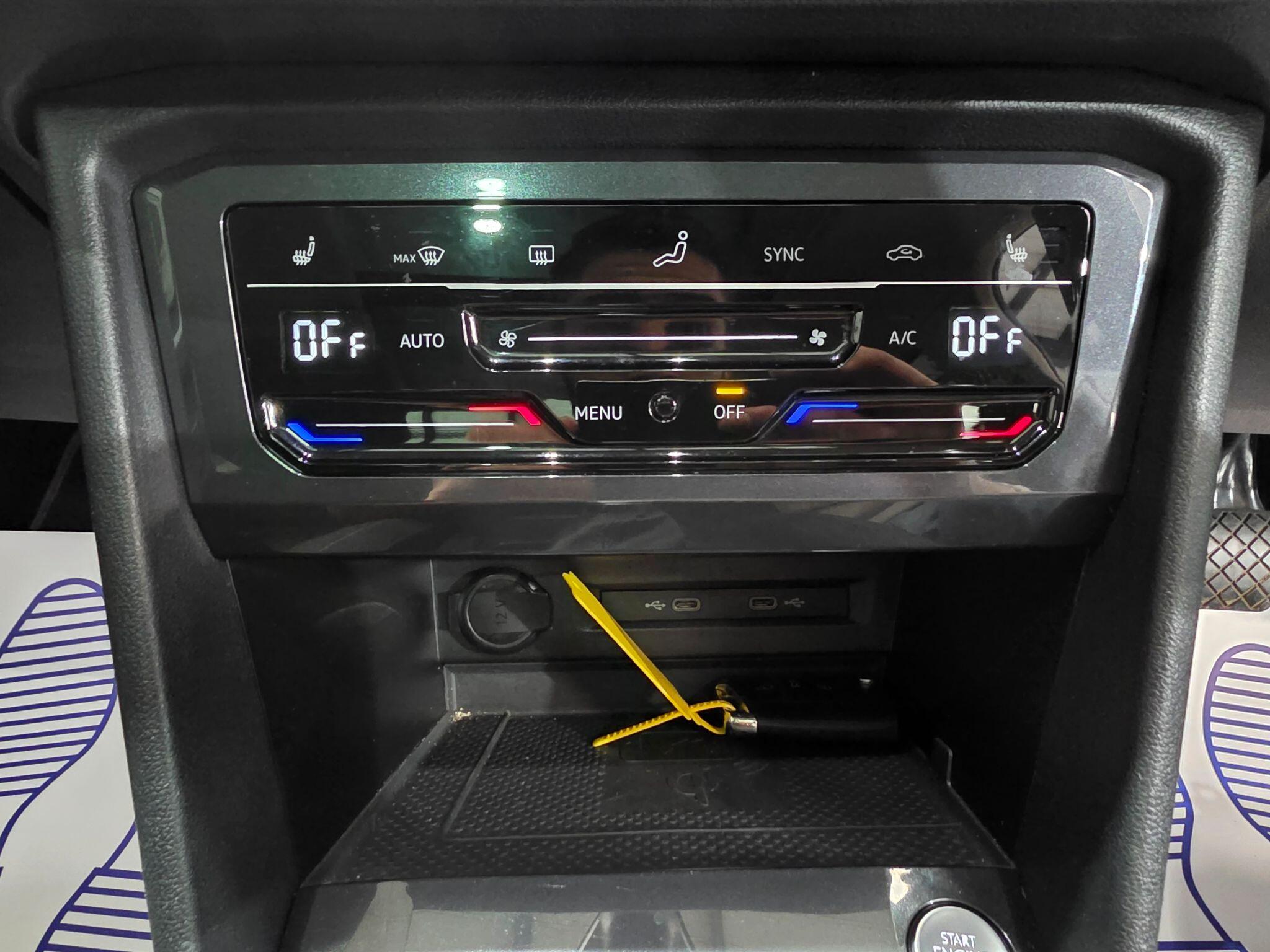Volkswagen Tiguan Allspace view 11