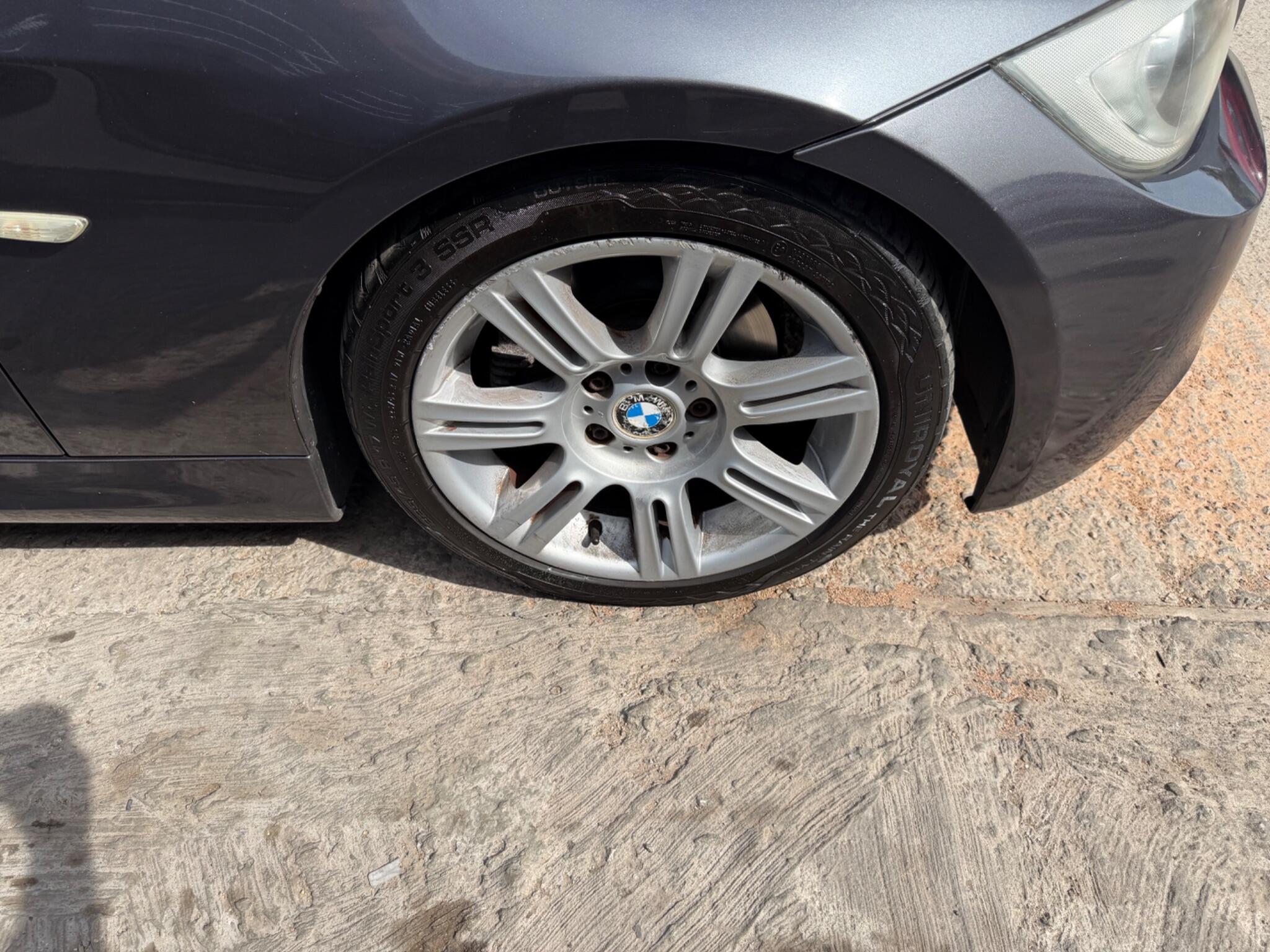 BMW 3 Series view 31
