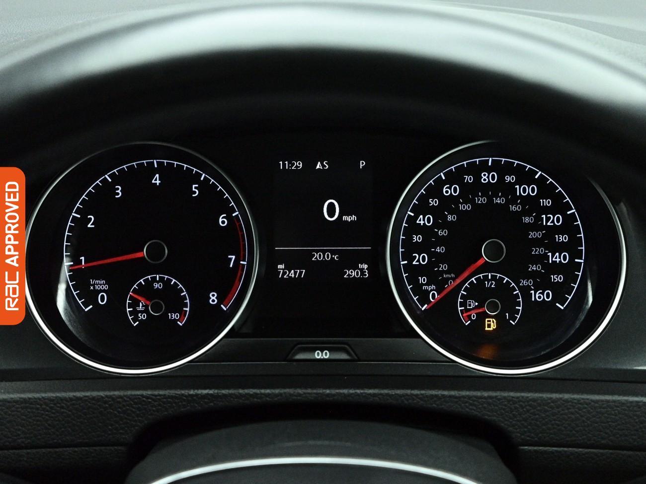 Volkswagen Golf view 11