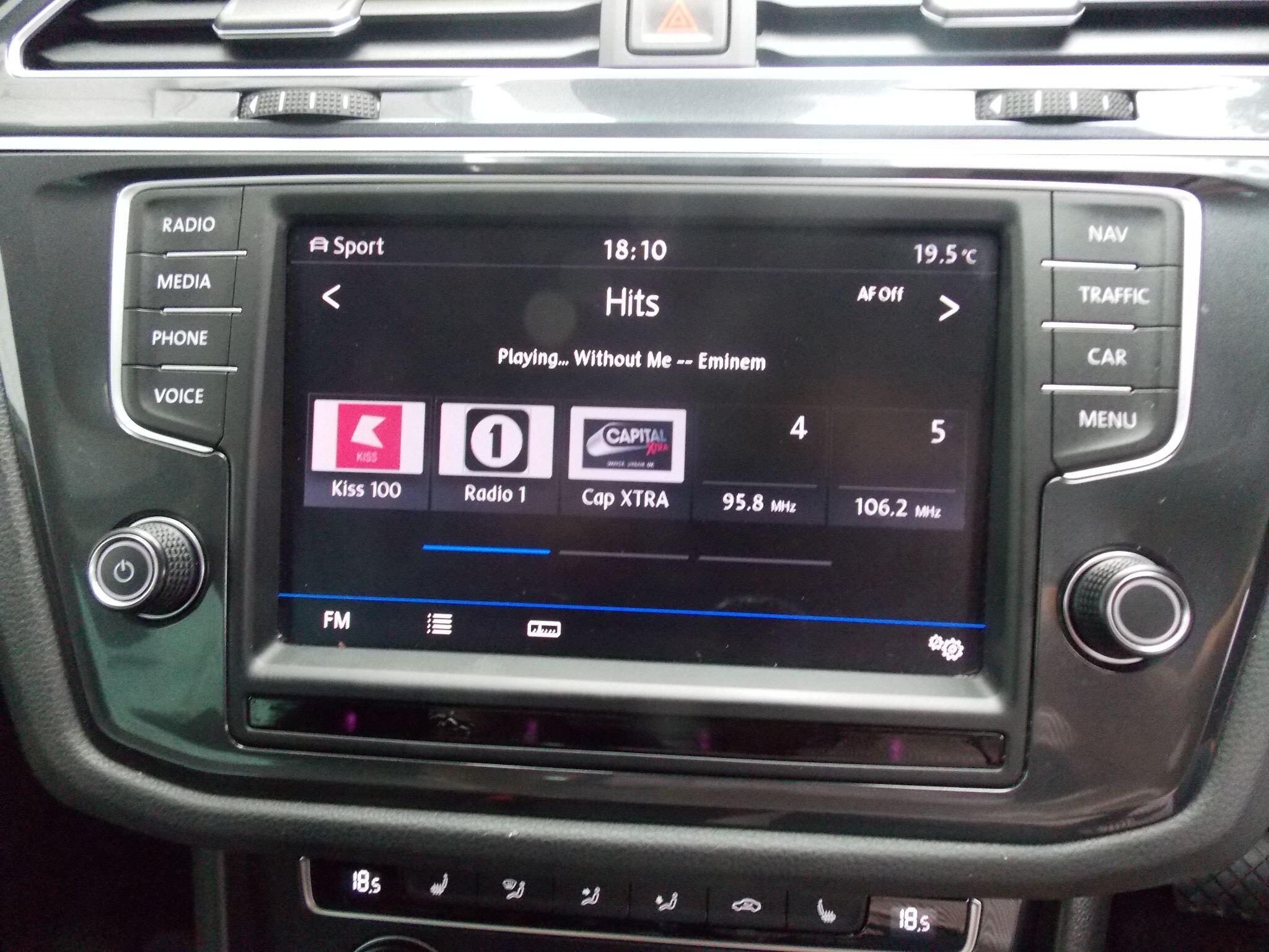 Volkswagen Tiguan view 50