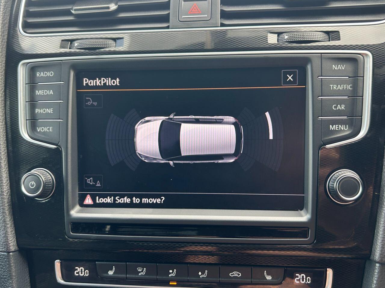 Volkswagen Golf view 21