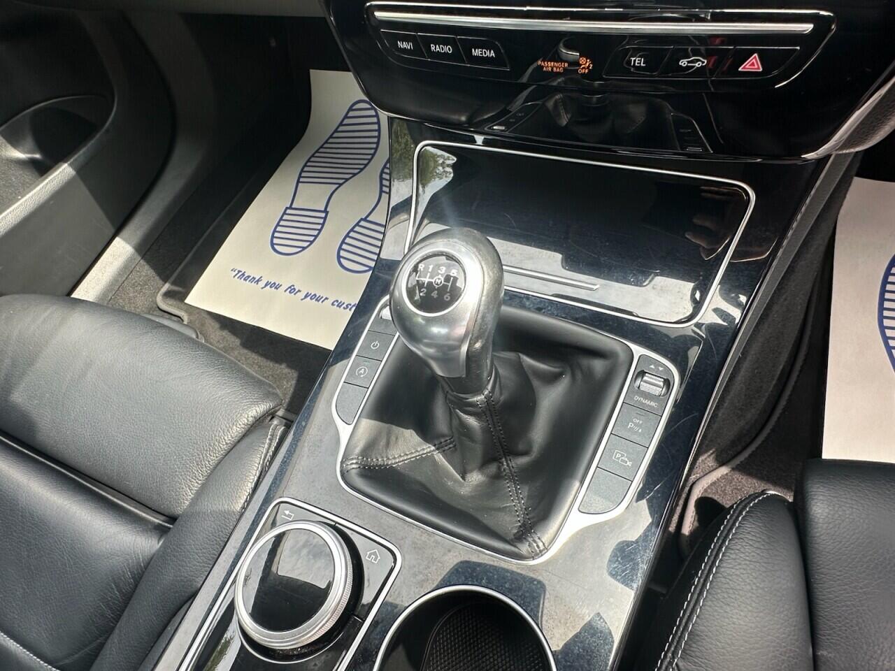 Mercedes-Benz C-Class view 26