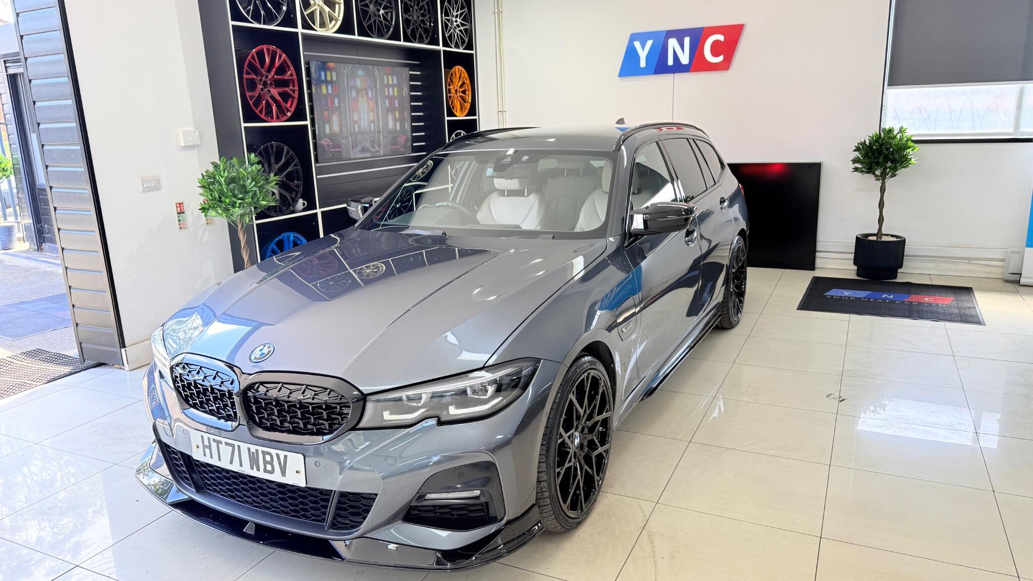 BMW 3 Series view 47