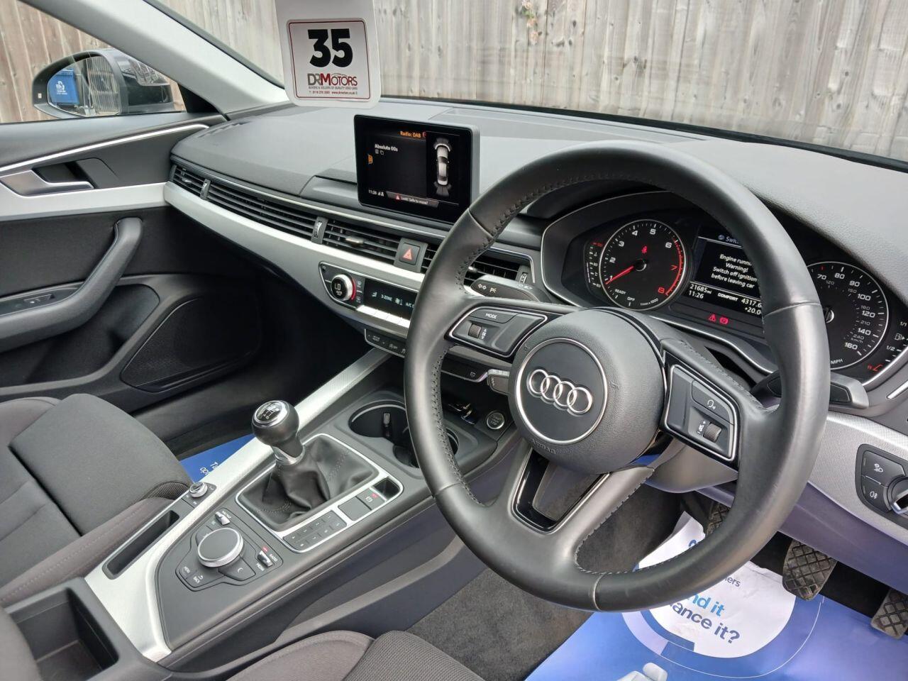 Audi A4 view 12