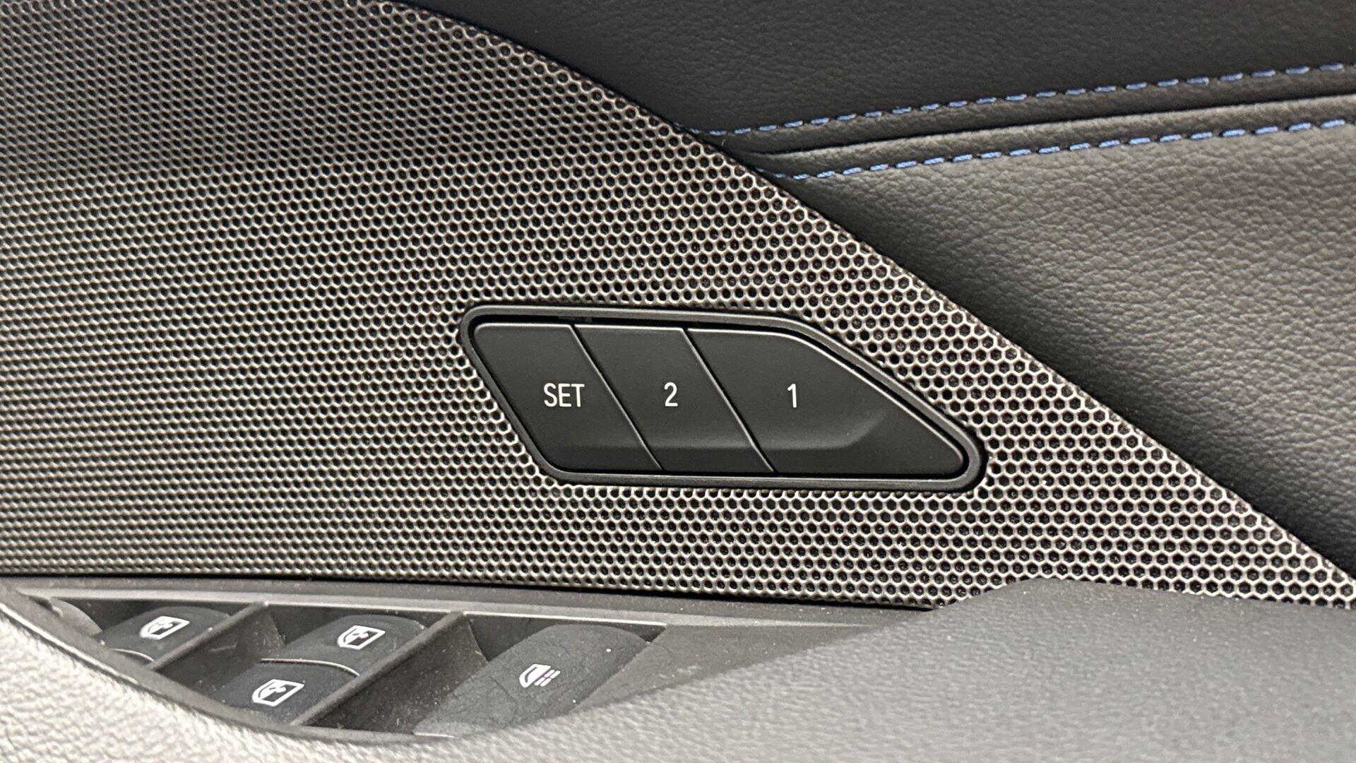 BMW 4 Series view 35