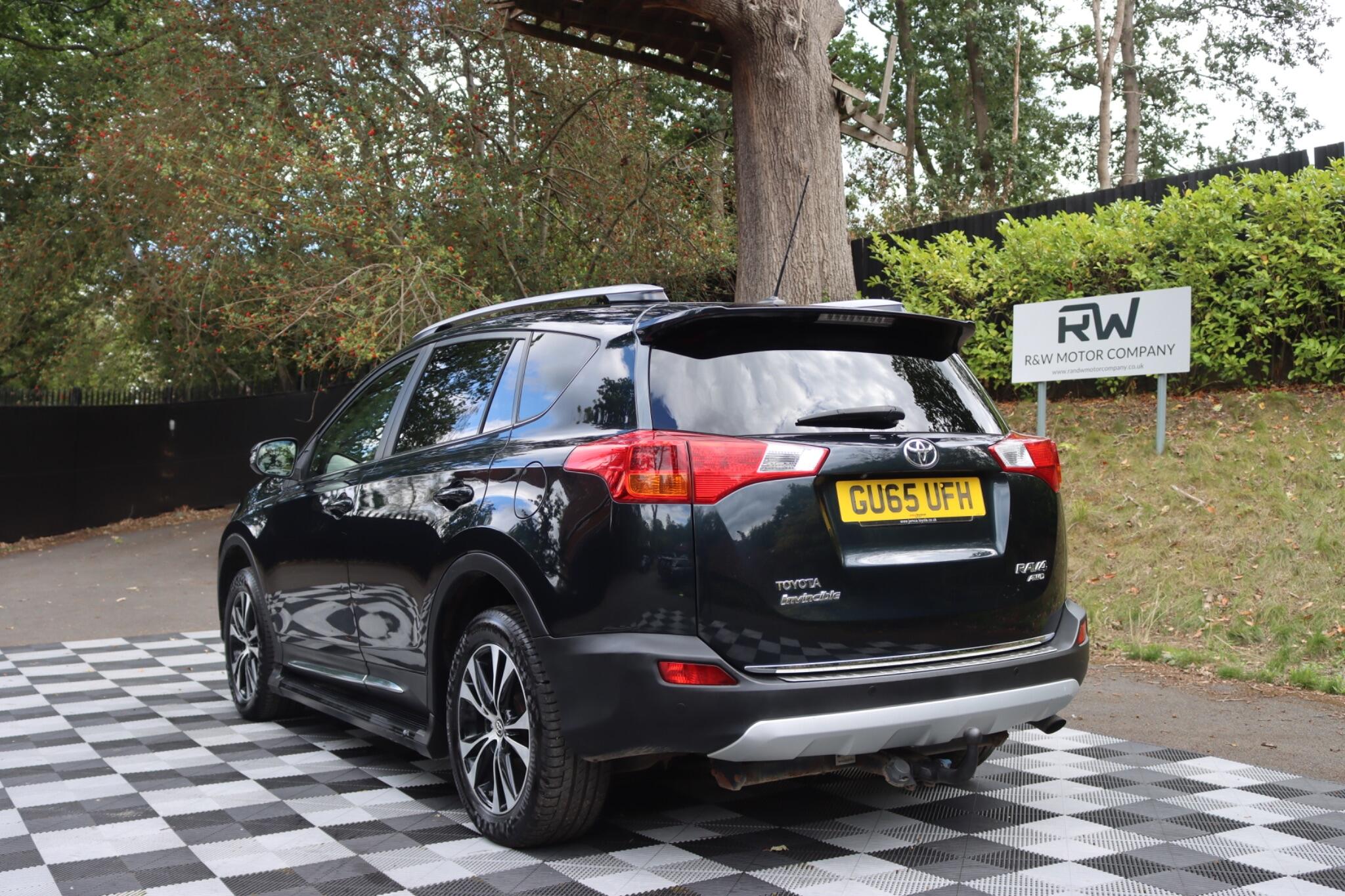 Toyota Rav4 view 23