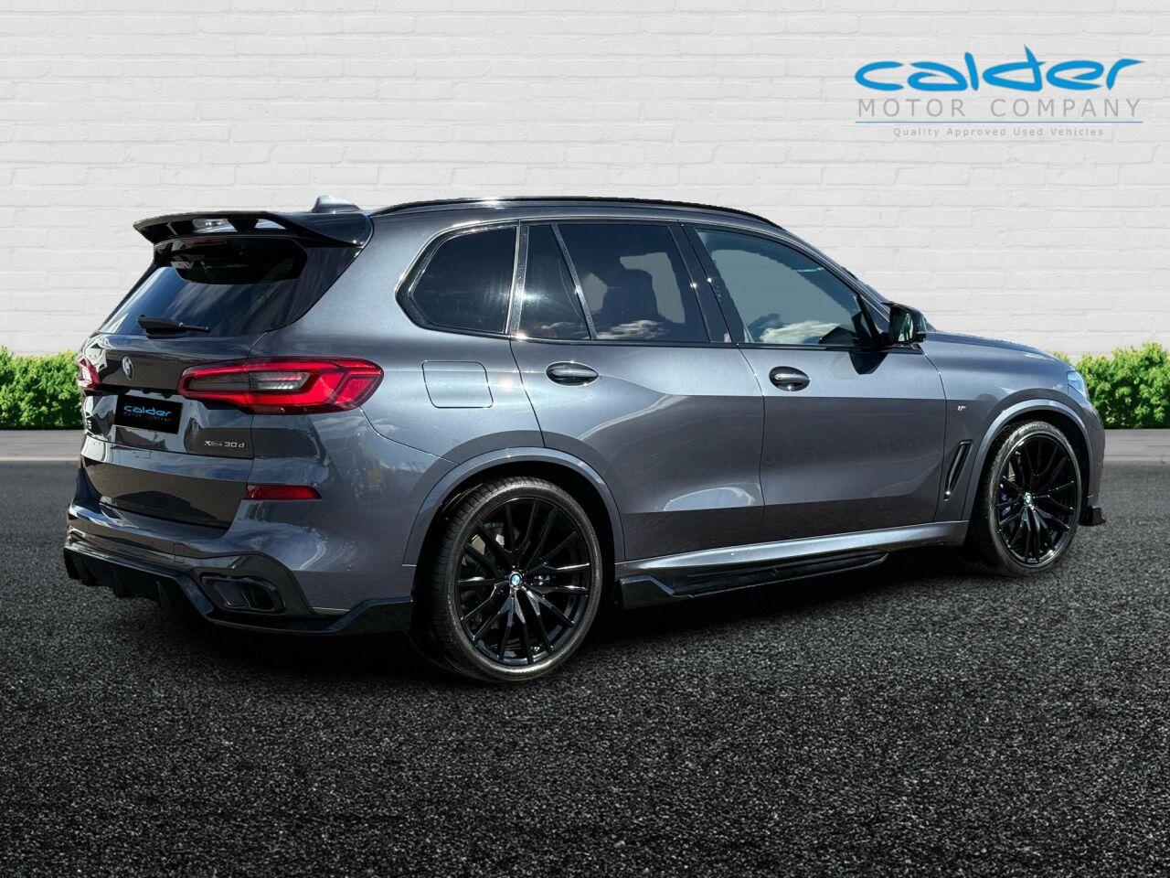 BMW X5 view 12